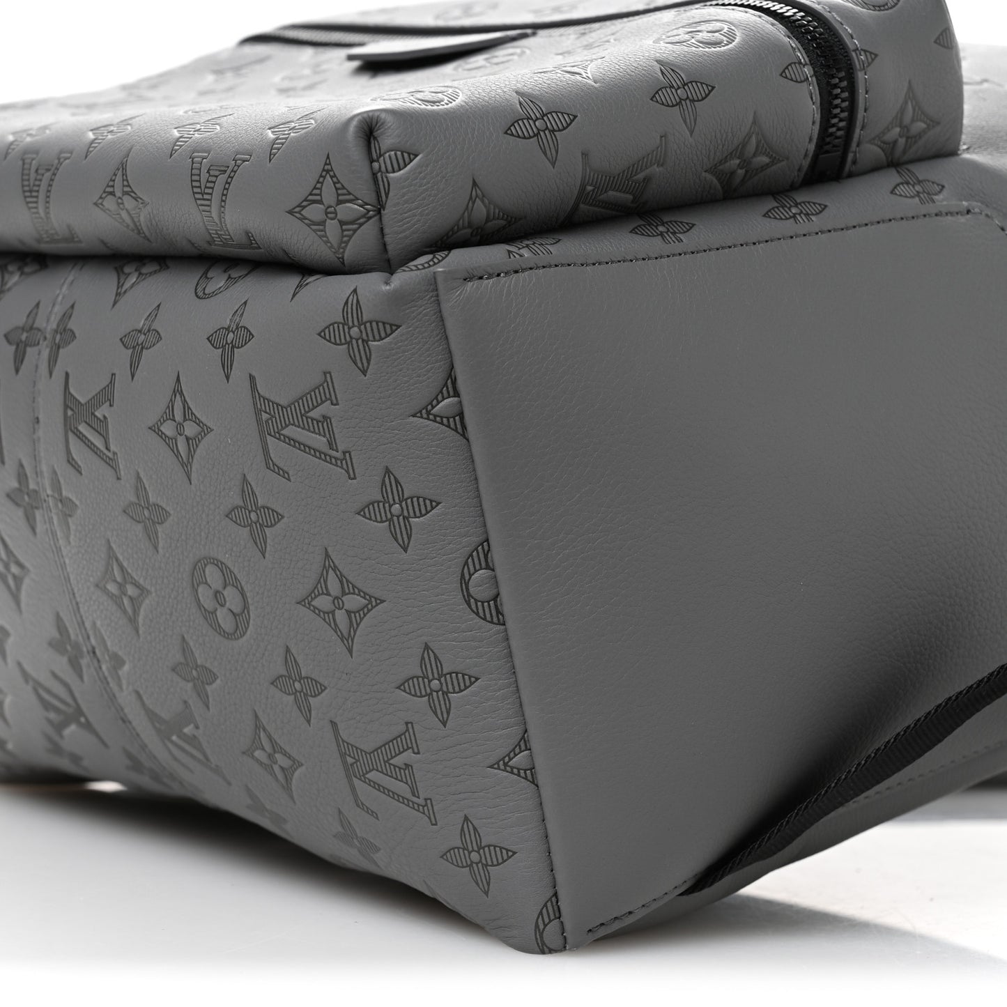 Calfskin Monogram Shadow Discovery Backpack Anthracite Gray