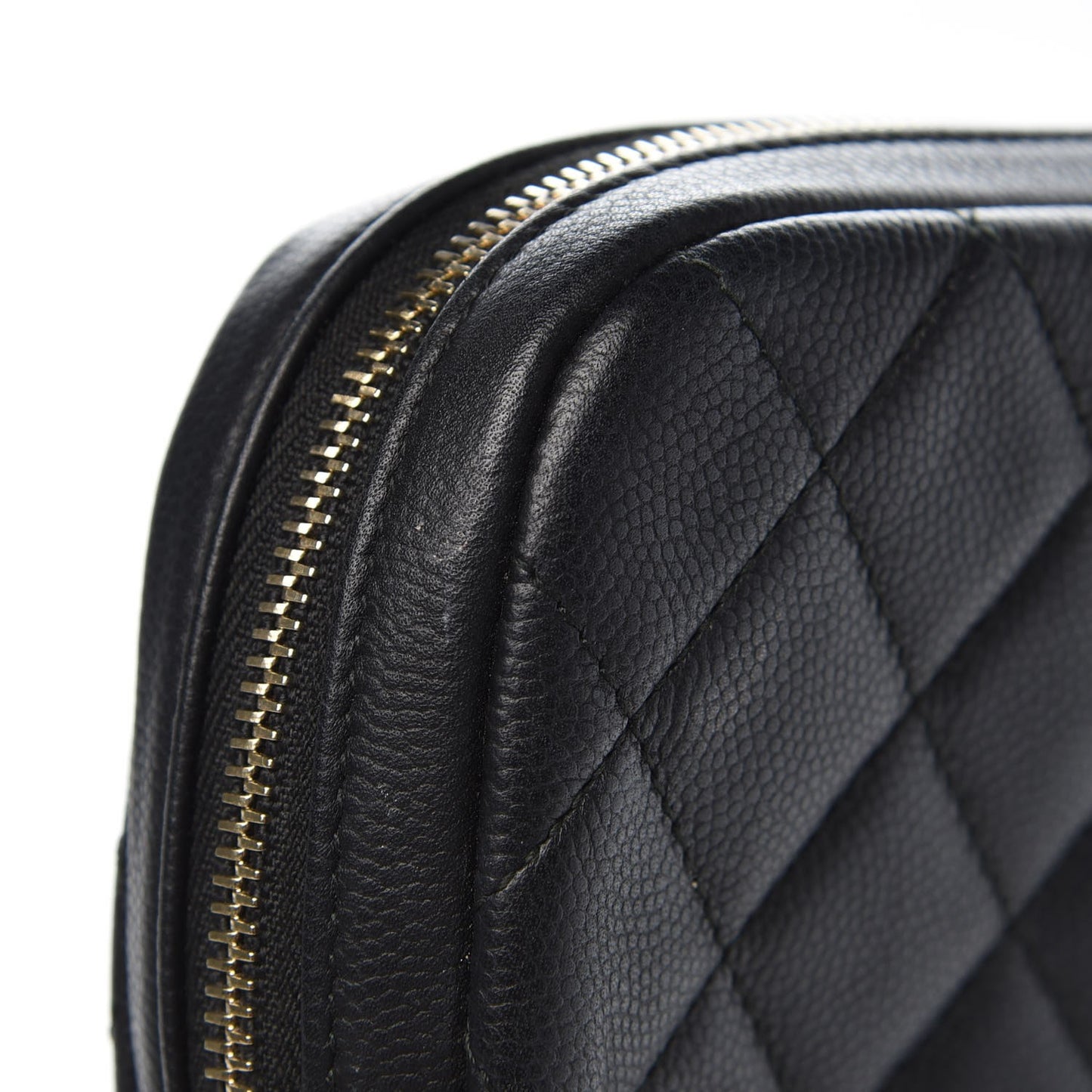 Caviar Small Curvy Pouch Black