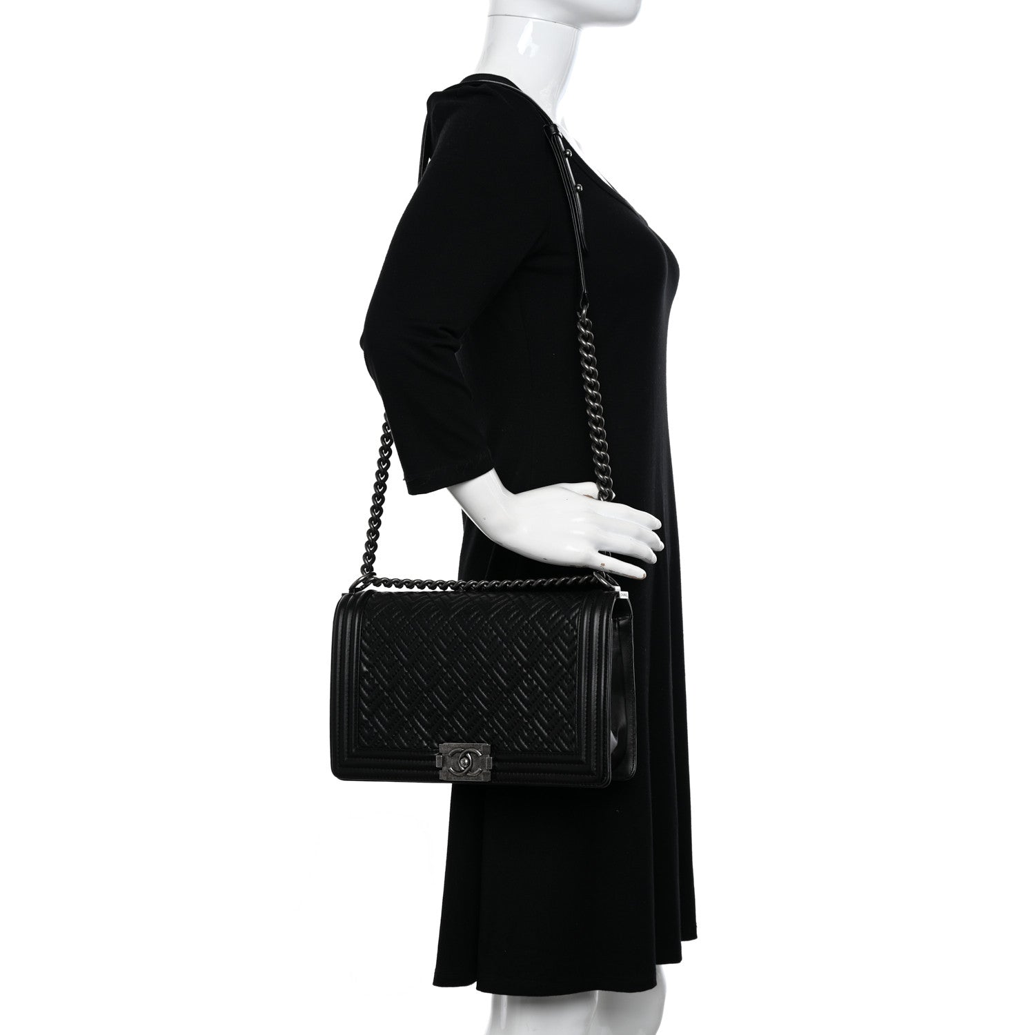 Chanel Lambskin Geometric Chevron Quilted New Medium Boy Flap Black 2 of 11
