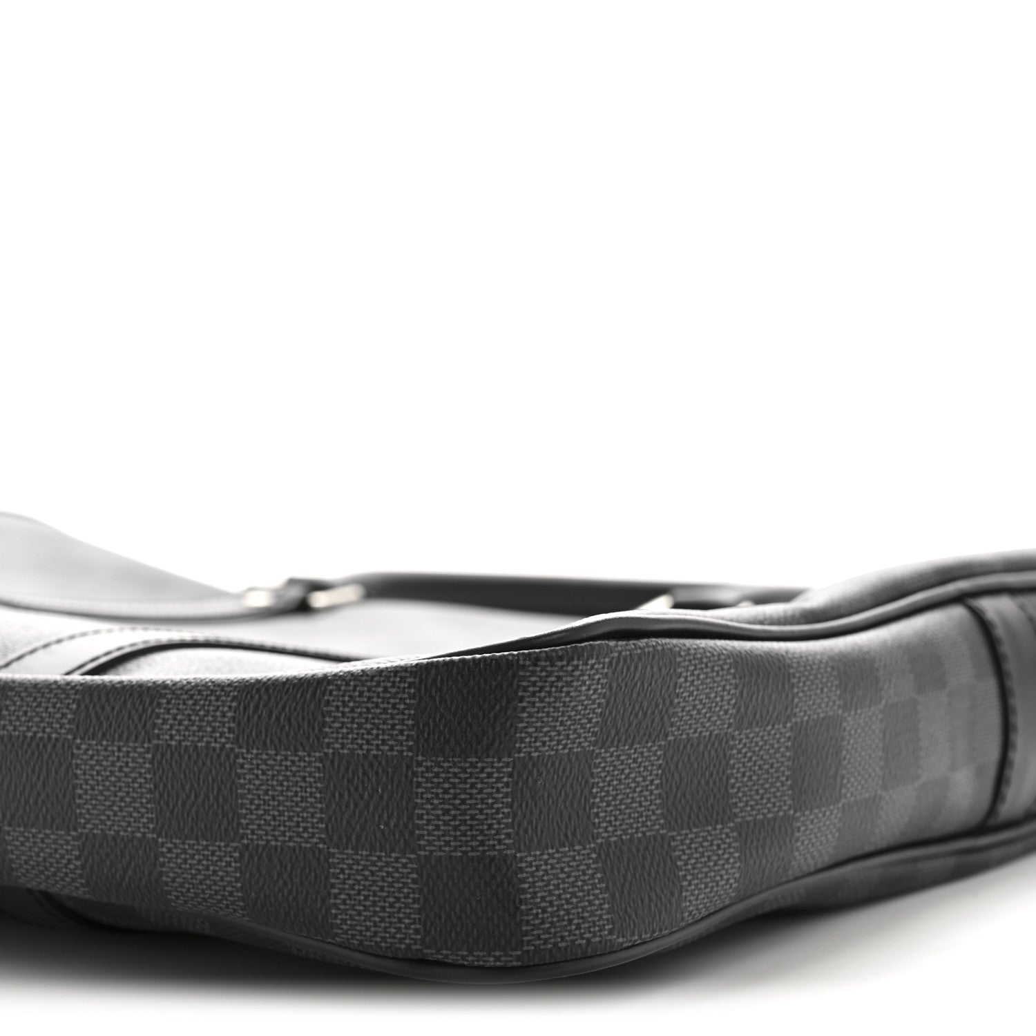 Louis Vuitton Damier Graphite Porte Documents Voyage PM 9 of 9