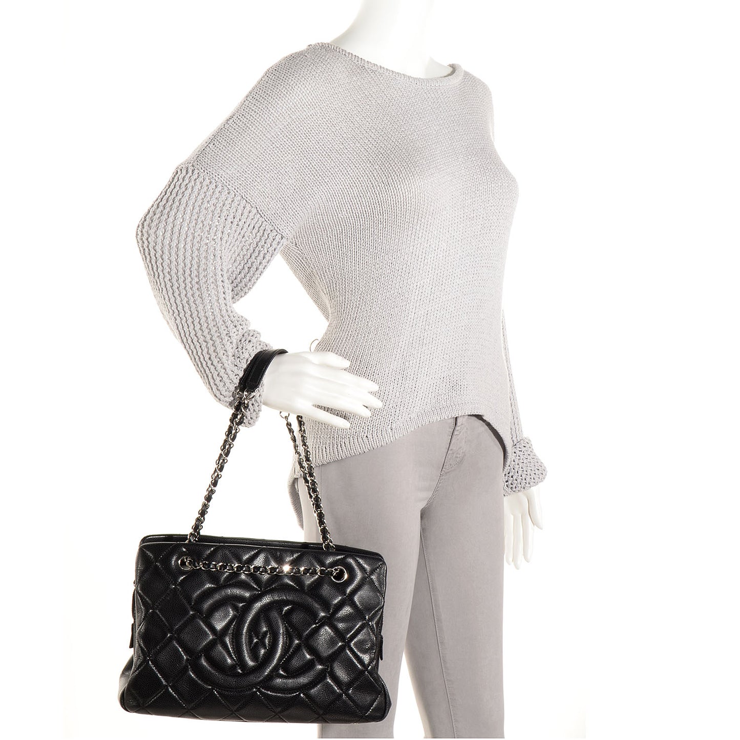 Caviar CC Timeless Soft Tote Black