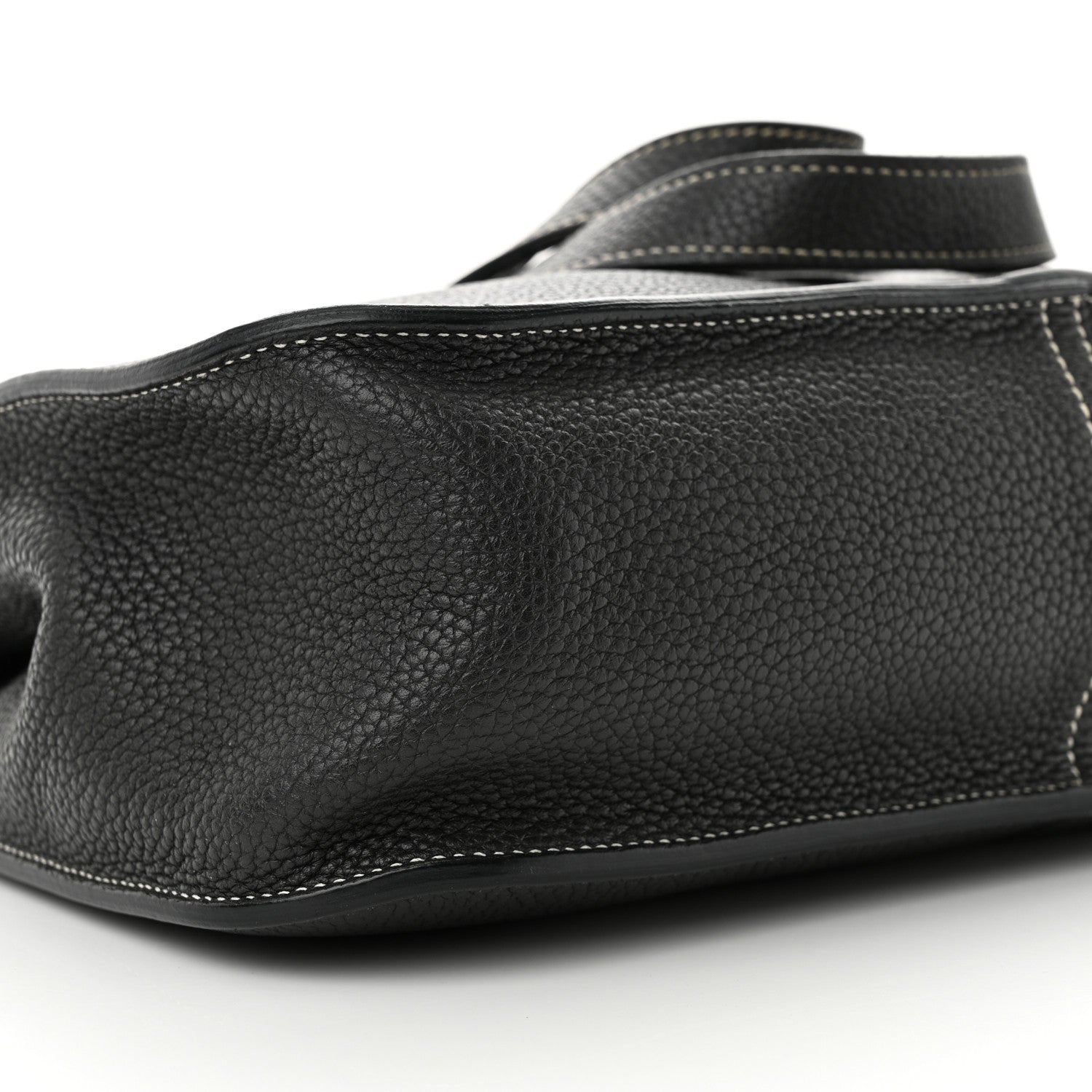 Hermes Taurillon Clemence Halzan 31 GM Black 9 of 16