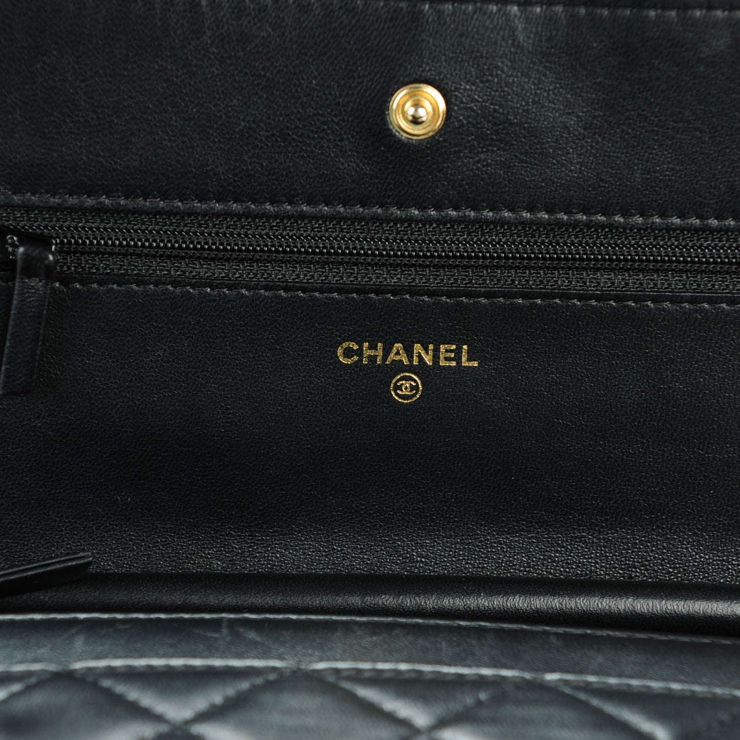 Lambskin Quilted Wallet On Chain WOC Black