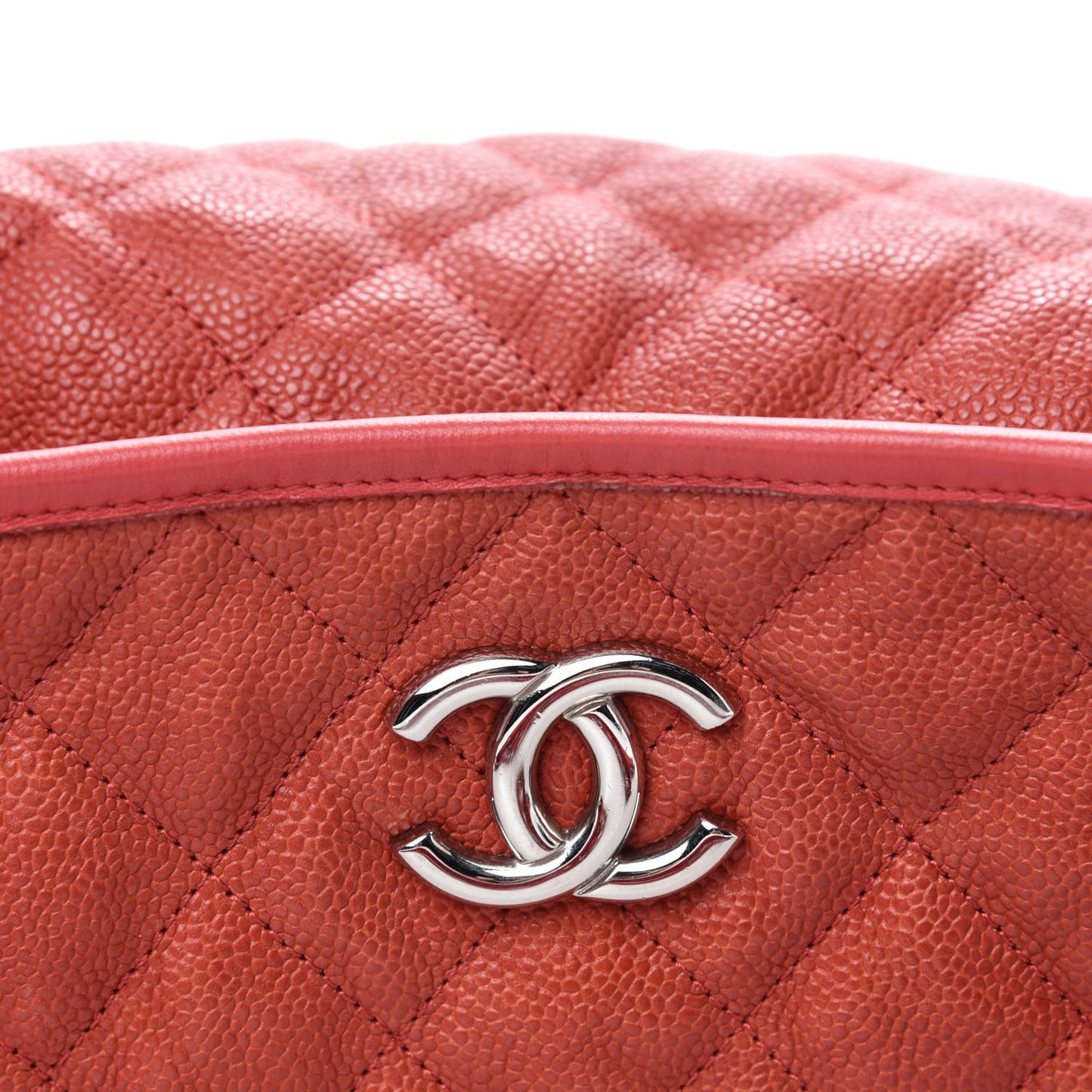 Caviar Quilted French Riviera Hobo Rouge