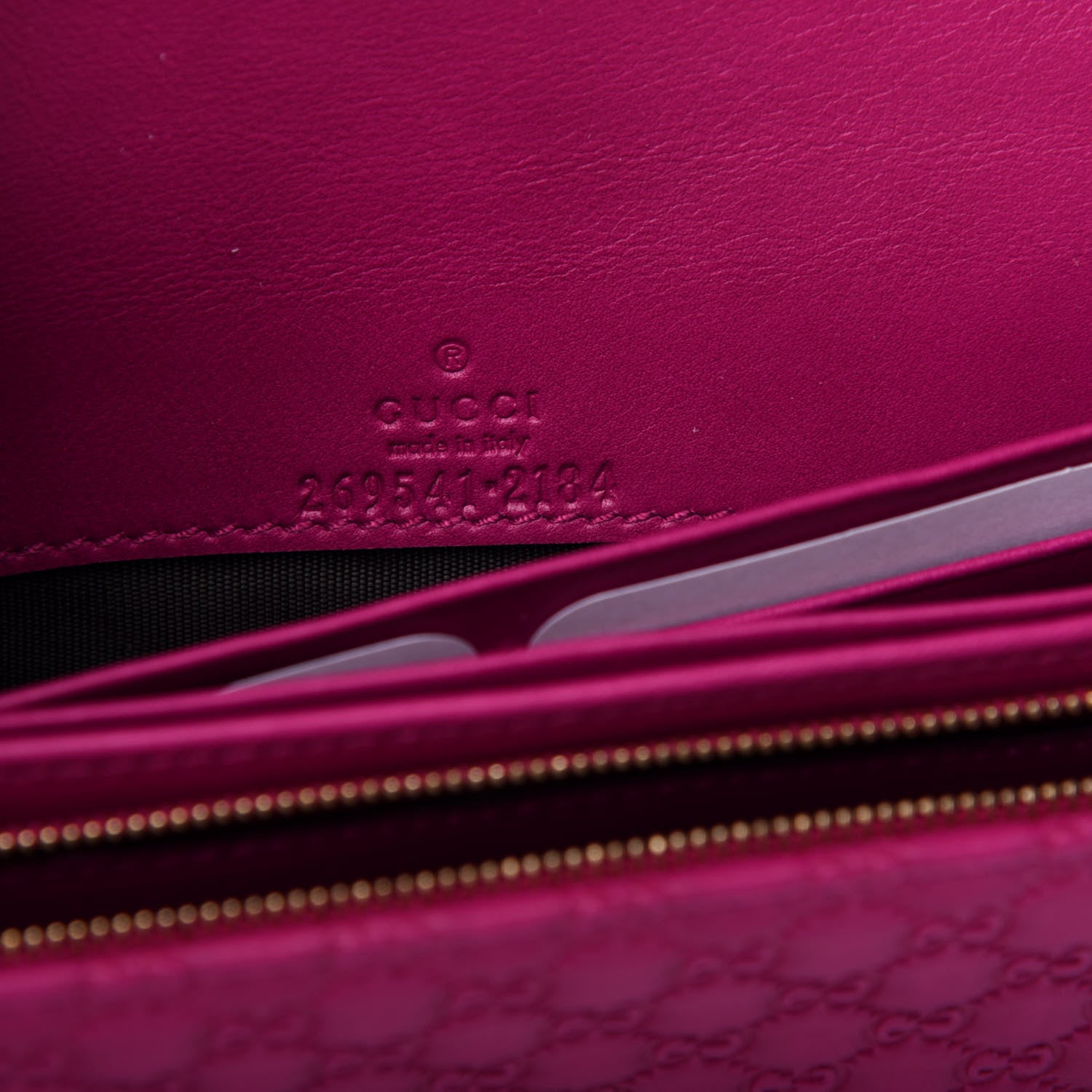 Gucci Soft Microguccissima Dice Chain Wallet Bright Bouganville 6 of 10