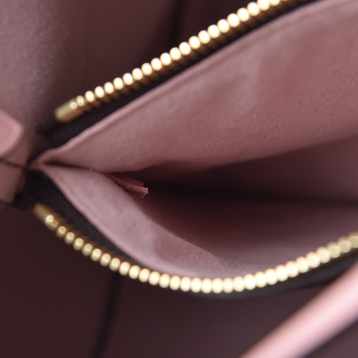 Louis Vuitton Monogram Neonoe MM Rose Poudre 8 of 13