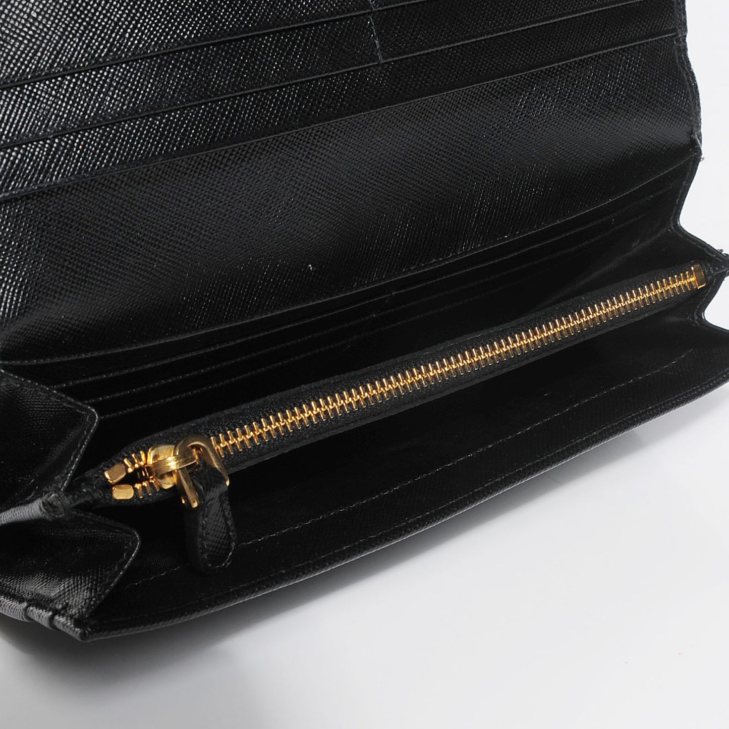 Saffiano Metal Continental Flap Wallet Nero Black