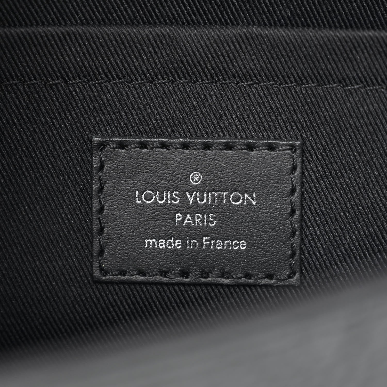 Louis Vuitton Taurillon Monogram Trunk Messenger Black 6 of 11