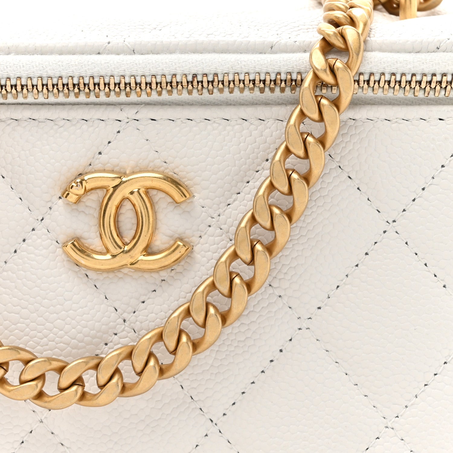 Chanel Caviar Quilted Sweetheart Vanity Case White 9 of 13