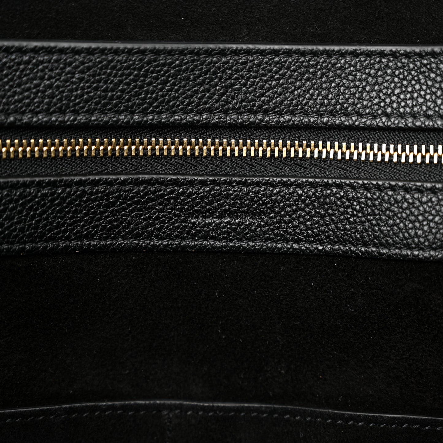 Soft Grained Calfskin Medium Belt Cabas Phantom Black