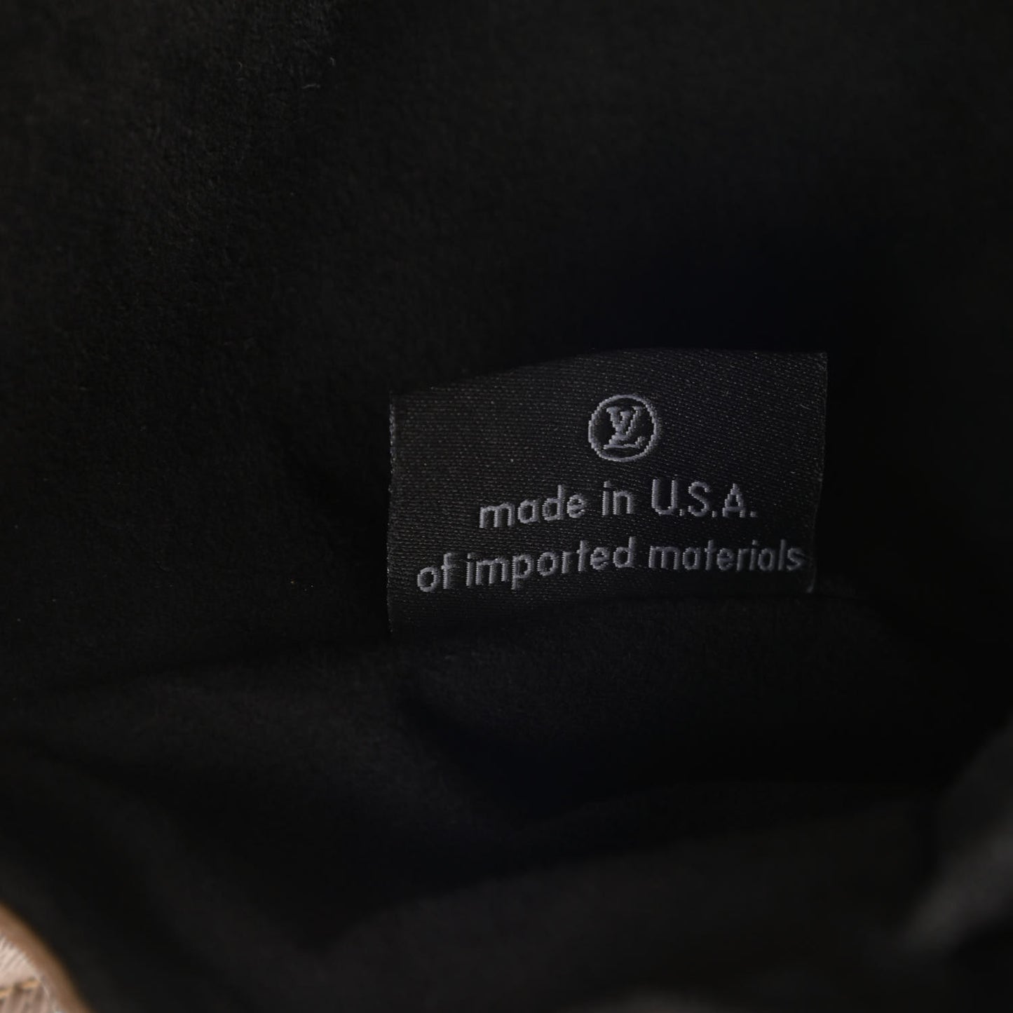 Reverse Monogram Pochette Metis