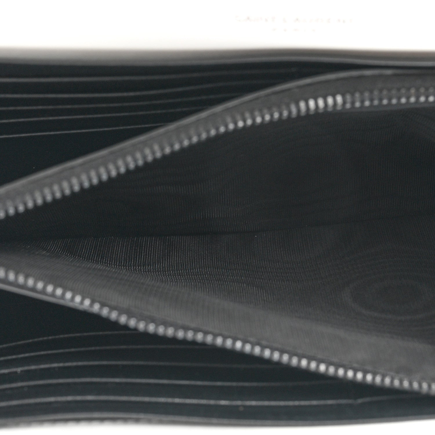 Saint Laurent Grain De Poudre Square Dot Print Monogram Chain Wallet White Matte Black 6 of 13