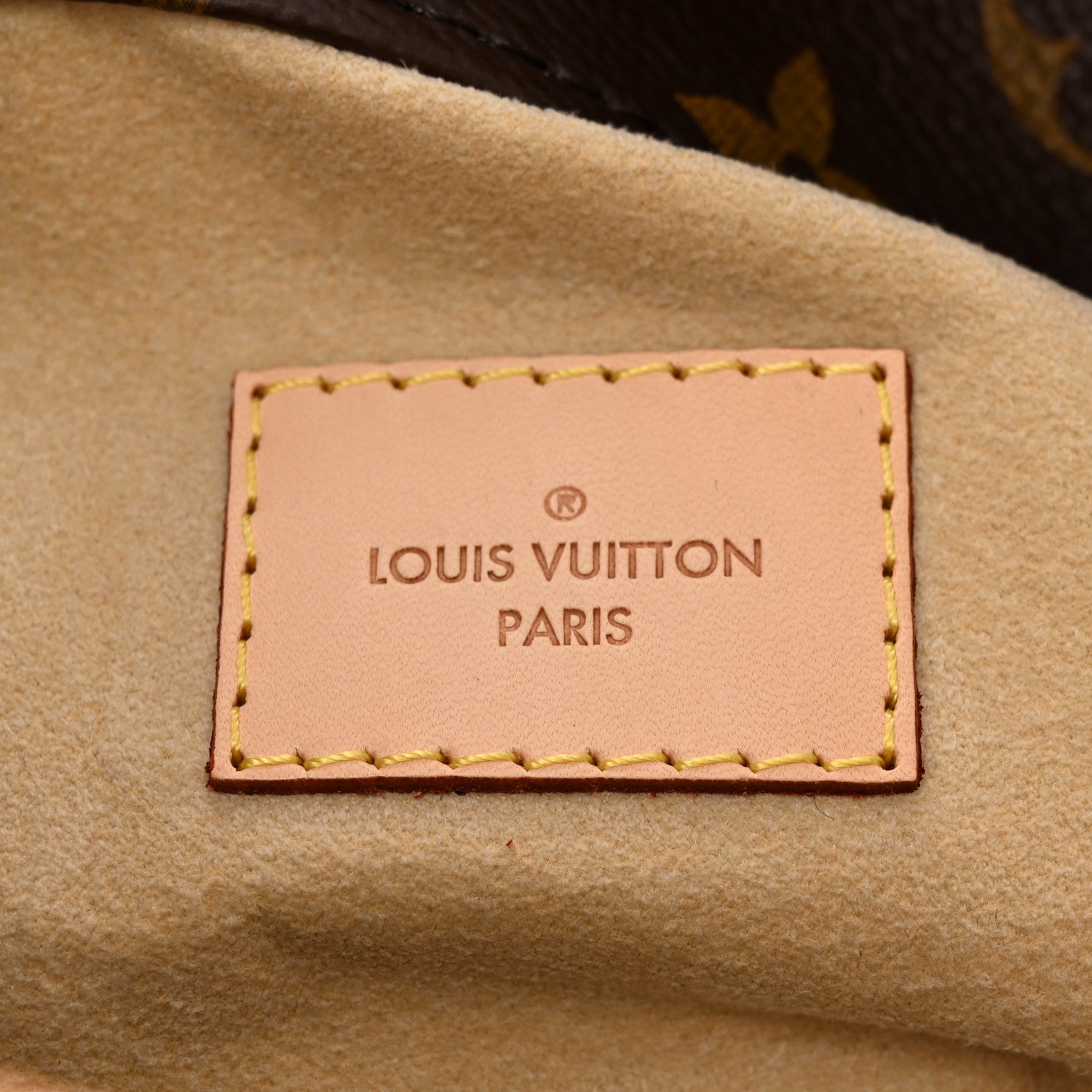 Louis Vuitton Monogram Artsy MM 6 of 11