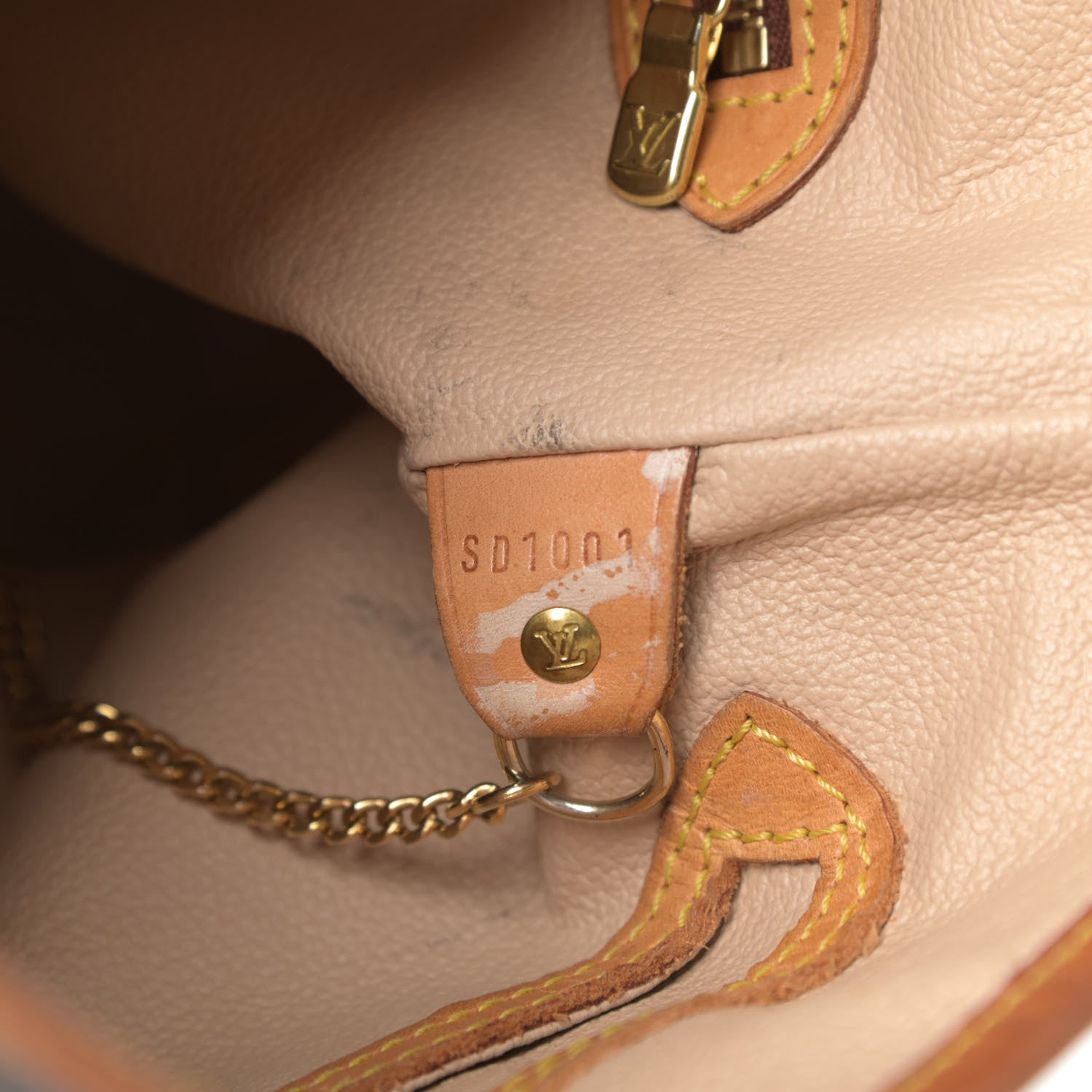 Louis Vuitton Monogram Petit Bucket 23 7 of 19
