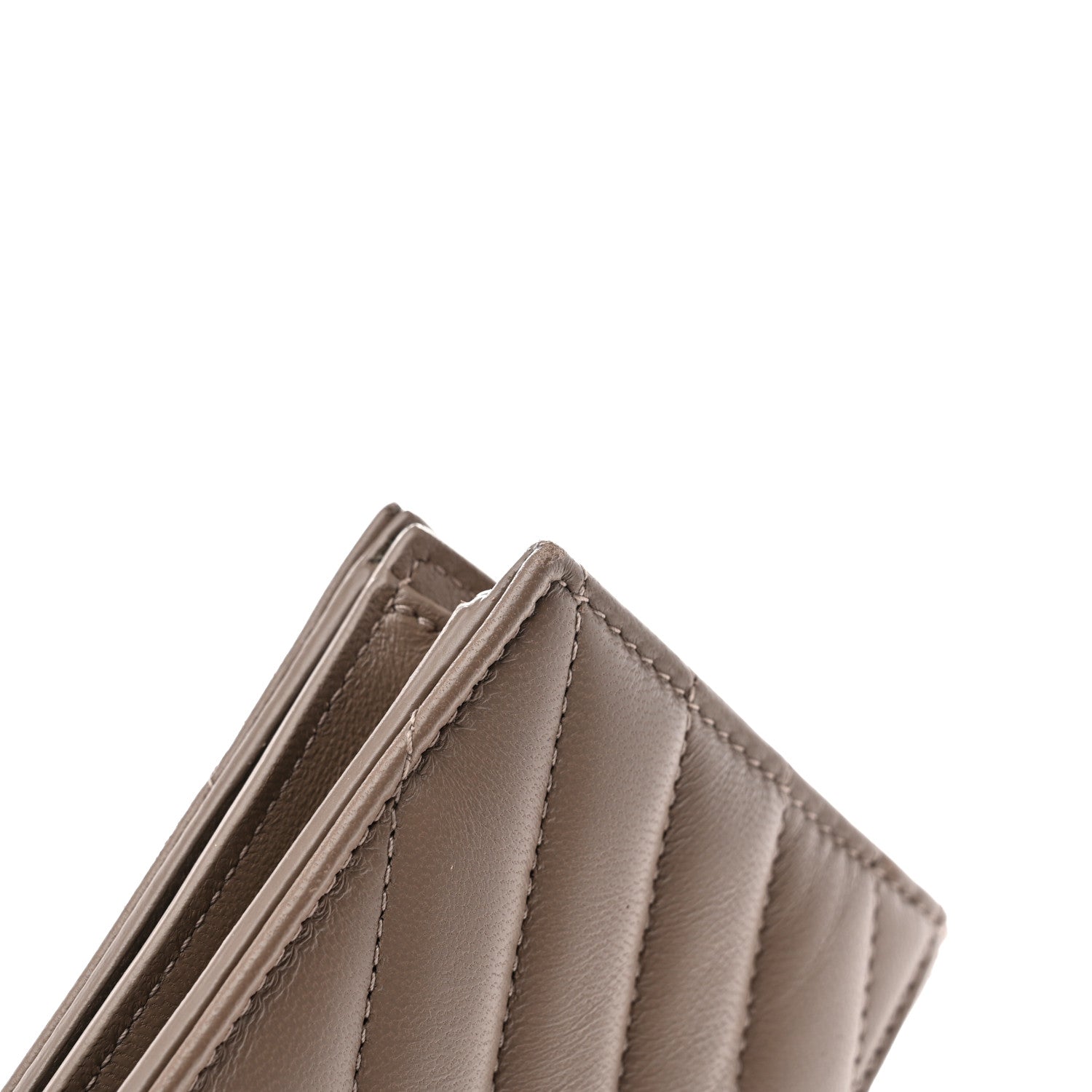 Saint Laurent Lambskin Matelasse Chevron Monochrome Monogram Flap Card Case Dusty Grey 9 of 9