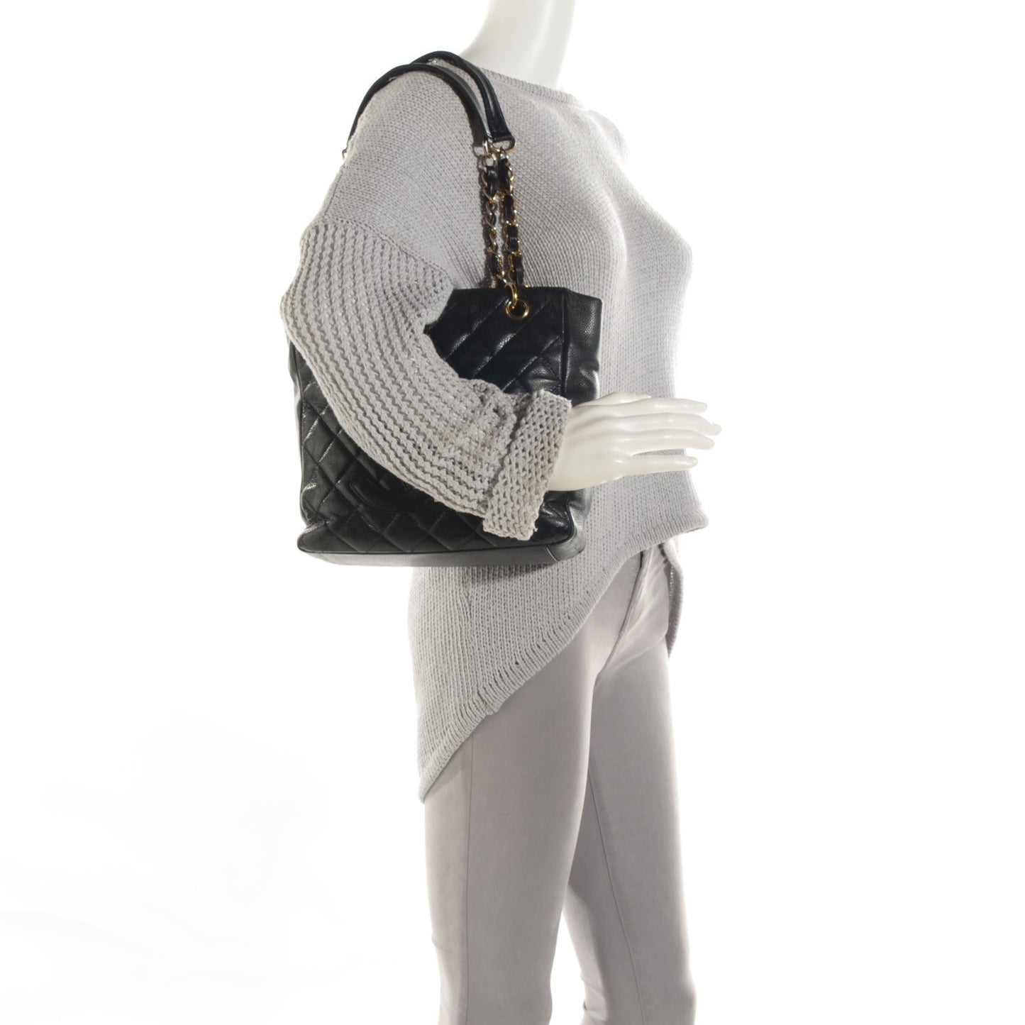 Caviar Quilted Petit Shopping Tote PST Black