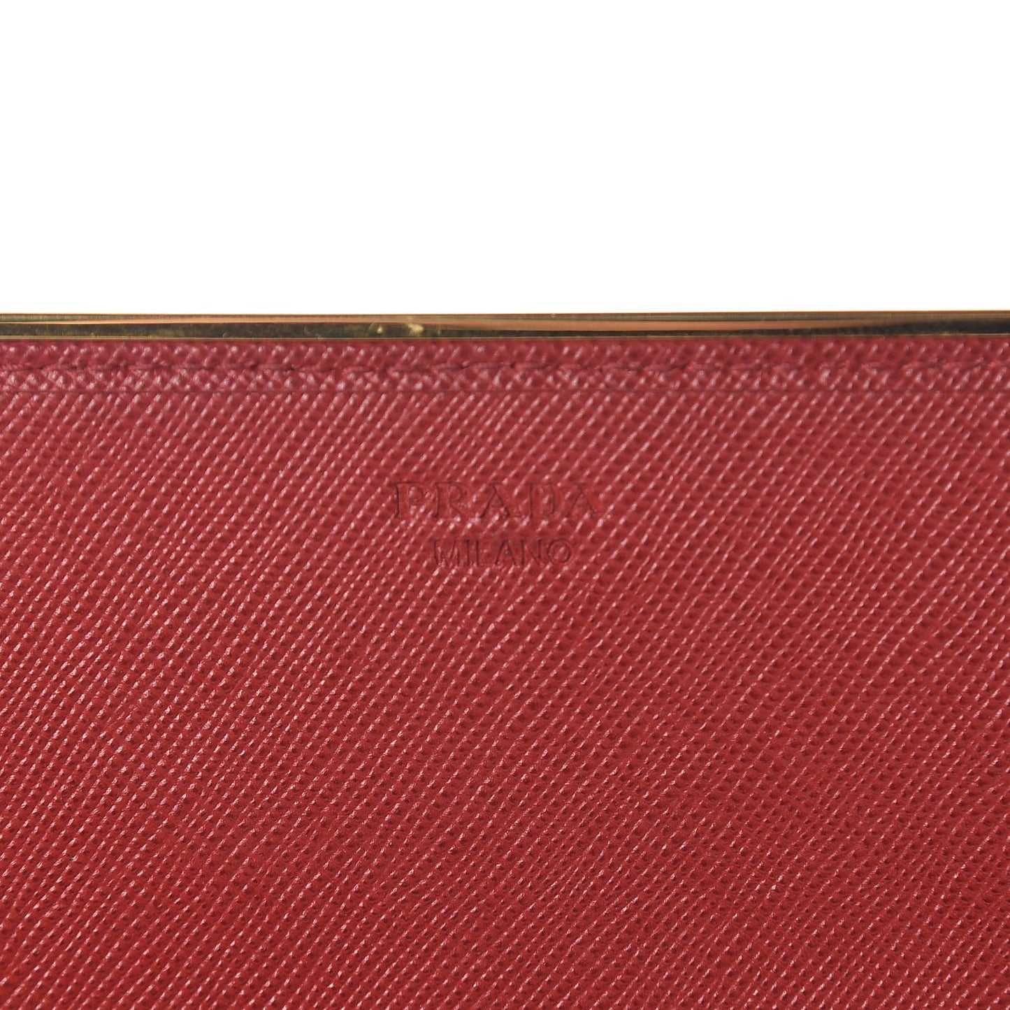 Saffiano Metal Bar Chain Wallet Fuoco