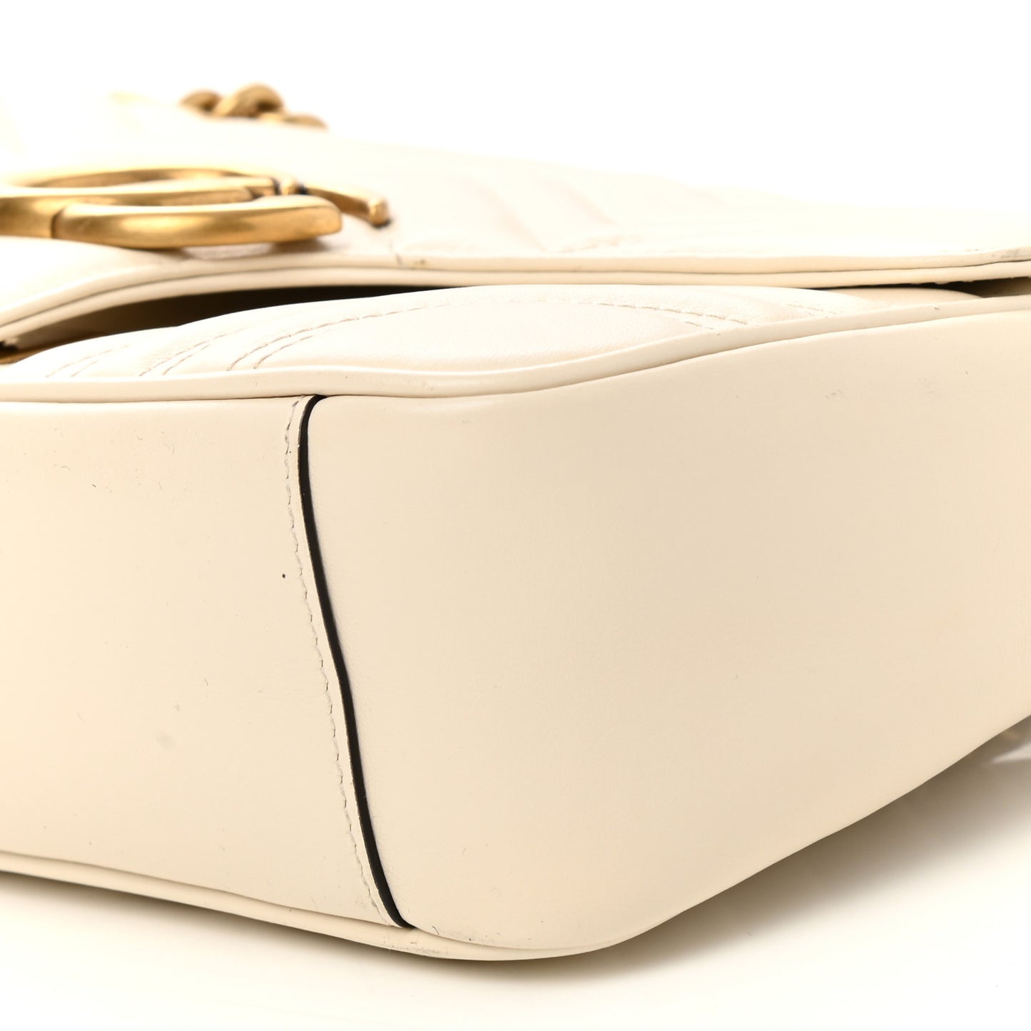 Calfskin Matelasse Small GG Marmont Shoulder Bag White