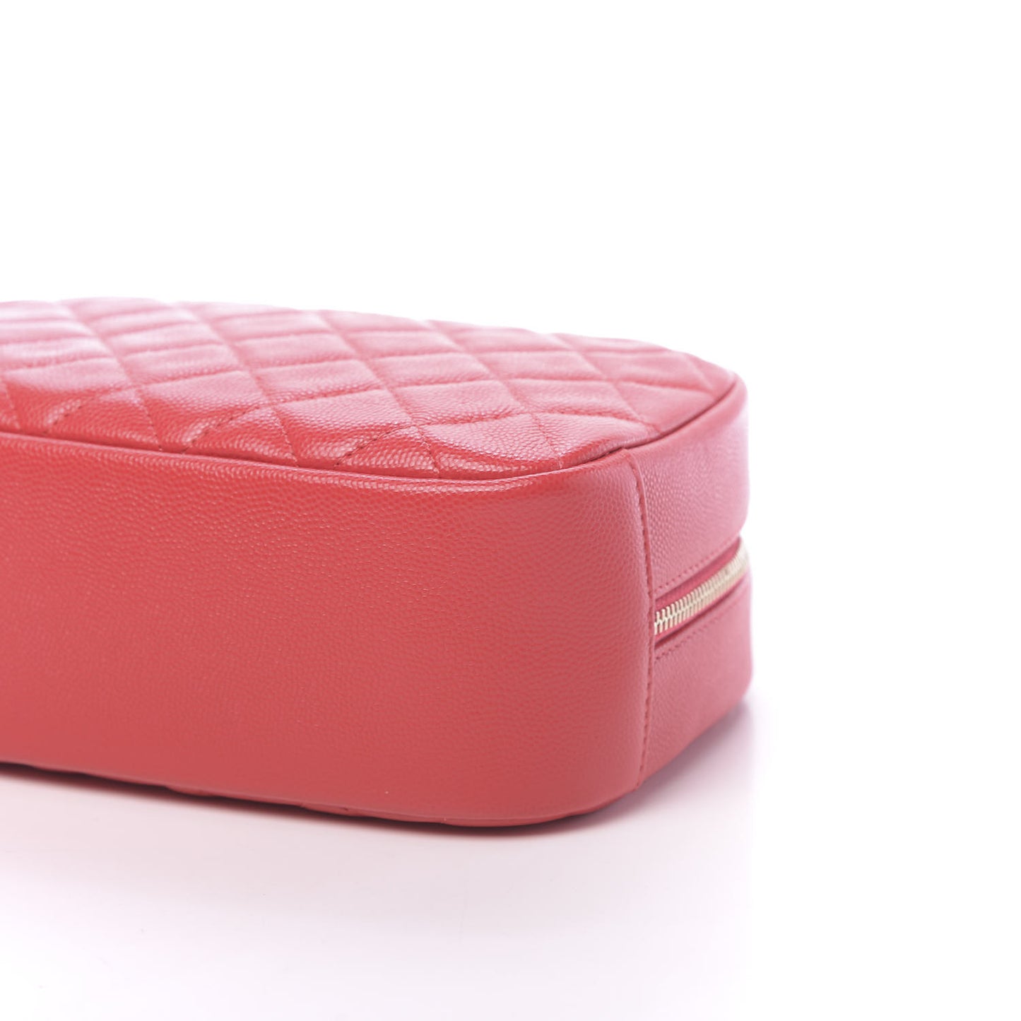Caviar Quilted Medium Curvy Pouch Cosmetic Case Red