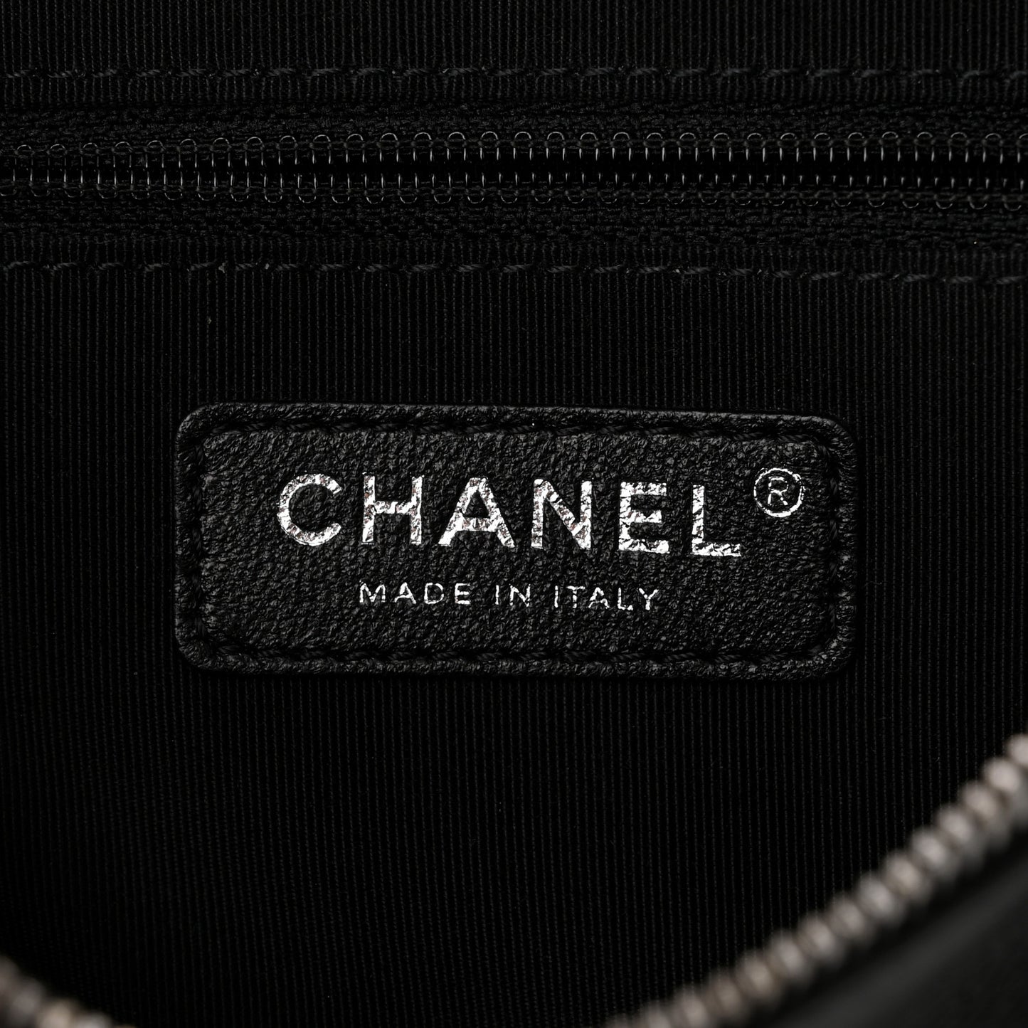 Calfskin Chain 20s Signe Waist Bag Black