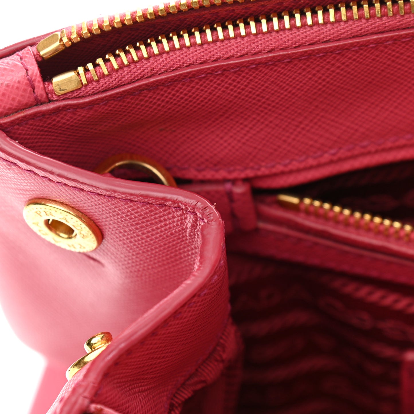 Saffiano Medium Galleria Double Zip Tote Peonia