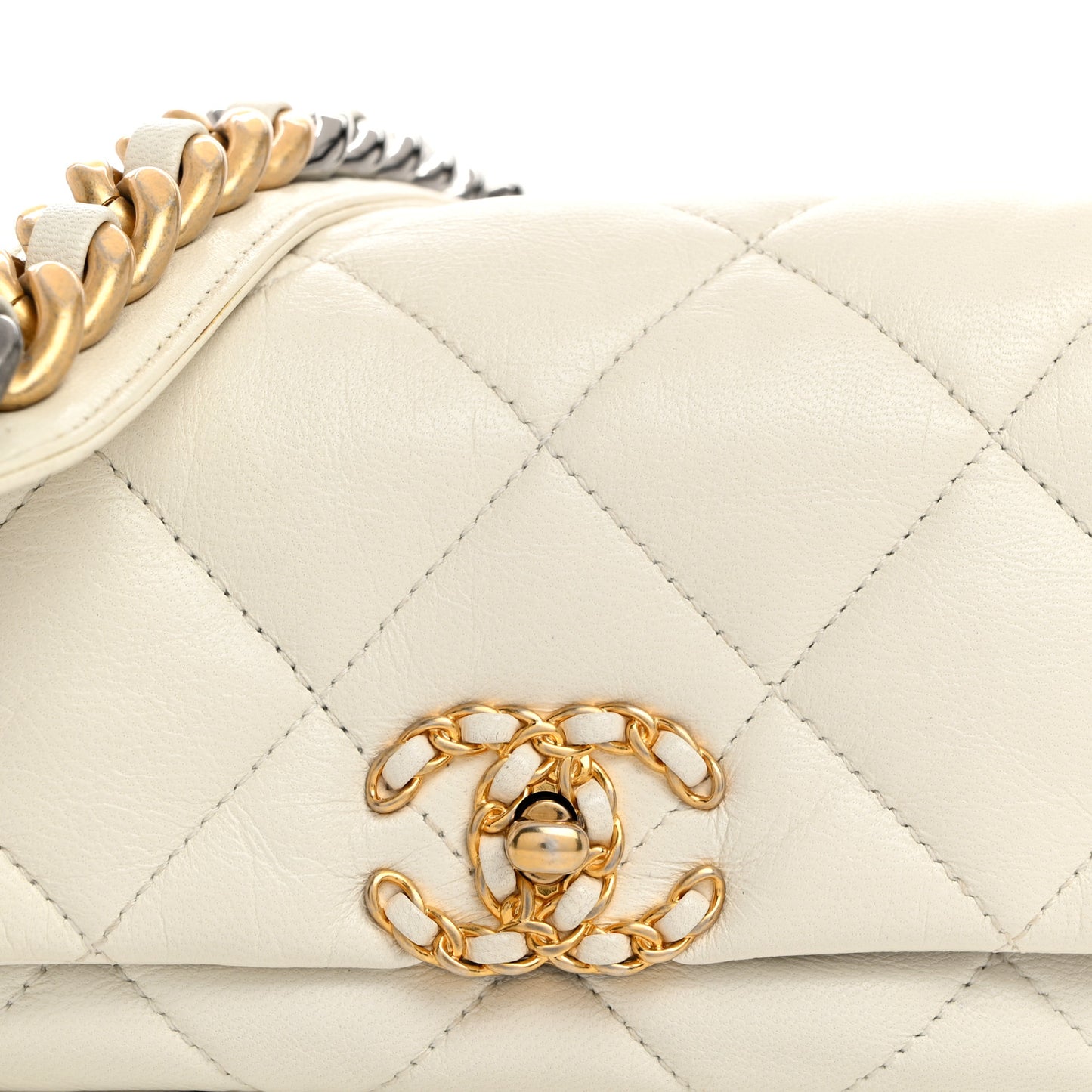 Goatskin Quilted Chanel 19 Waist Bag White