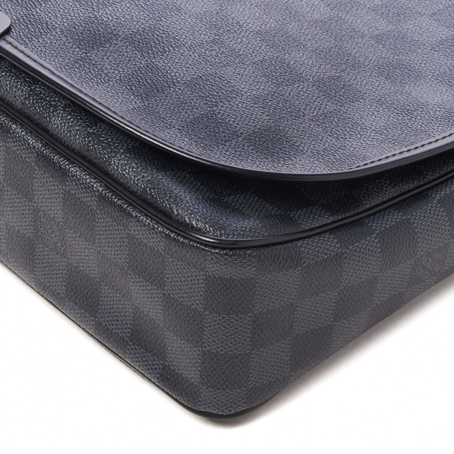 Louis Vuitton Damier Graphite Daniel MM 4 of 9