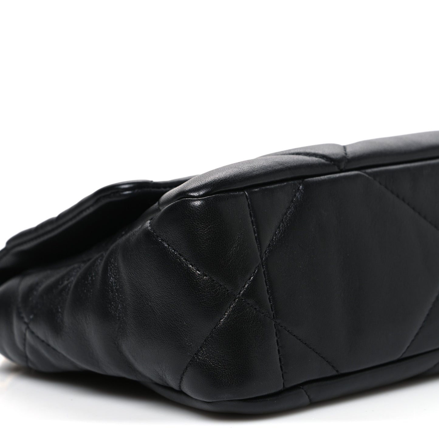 Lambskin Quilted Medium Chanel 19 Flap Black