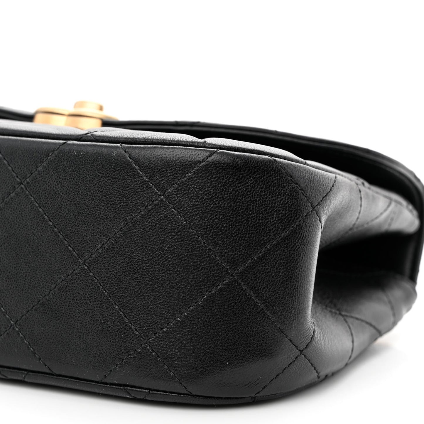 Lambskin Quilted Chain Messenger Bag Black