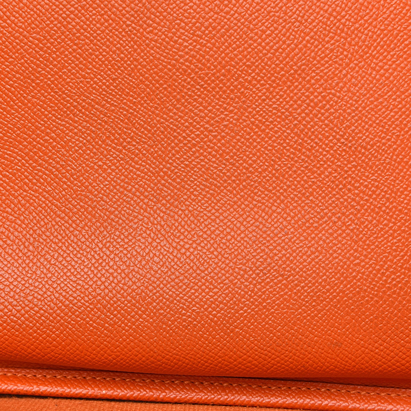 Epsom Evelyne III GM Orange