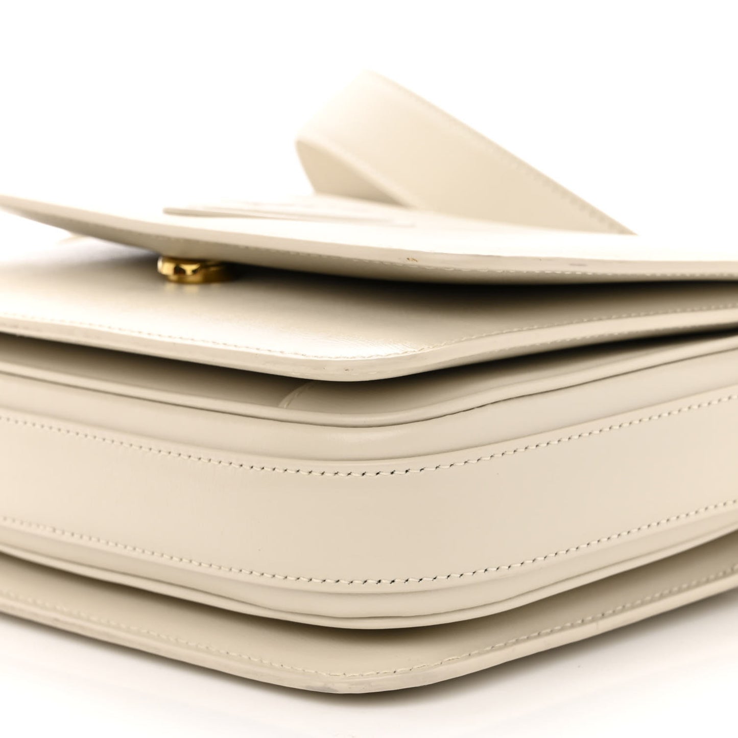 Calfskin Le 61 Shoulder Bag White