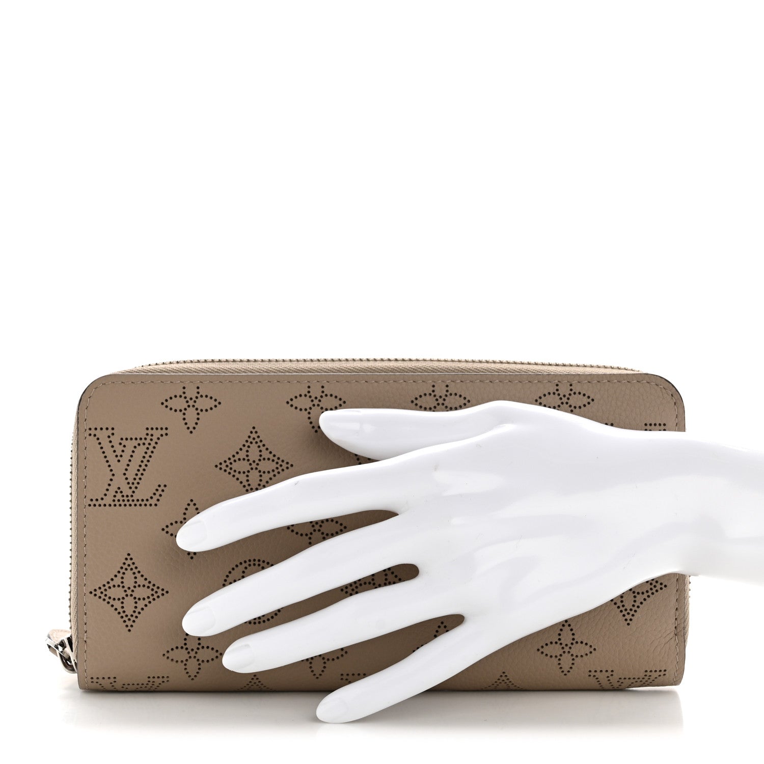 Louis Vuitton Mahina Zippy Wallet Galet 2 of 7