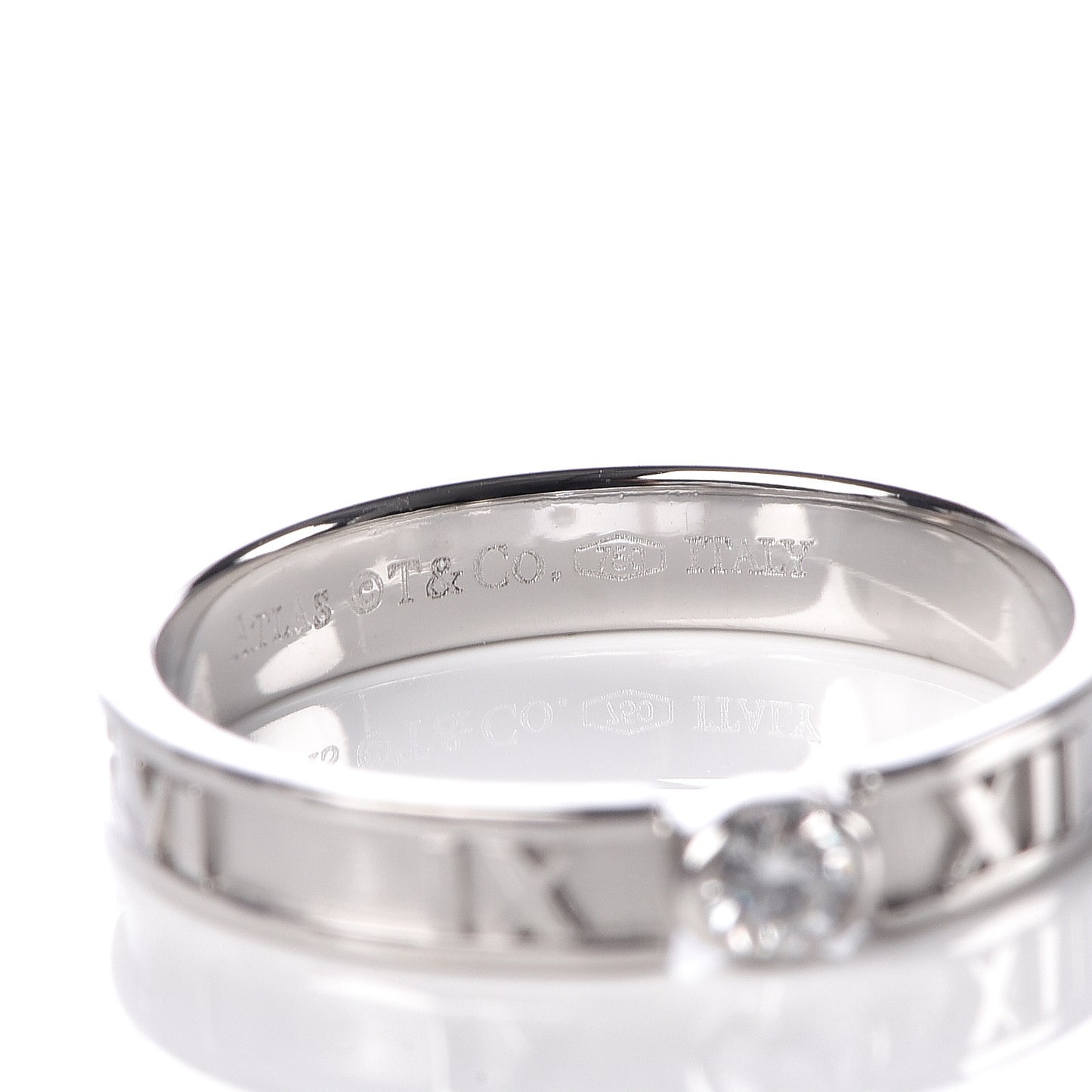 18K White Gold Diamond Atlas Solitaire Band Ring 56 7.5