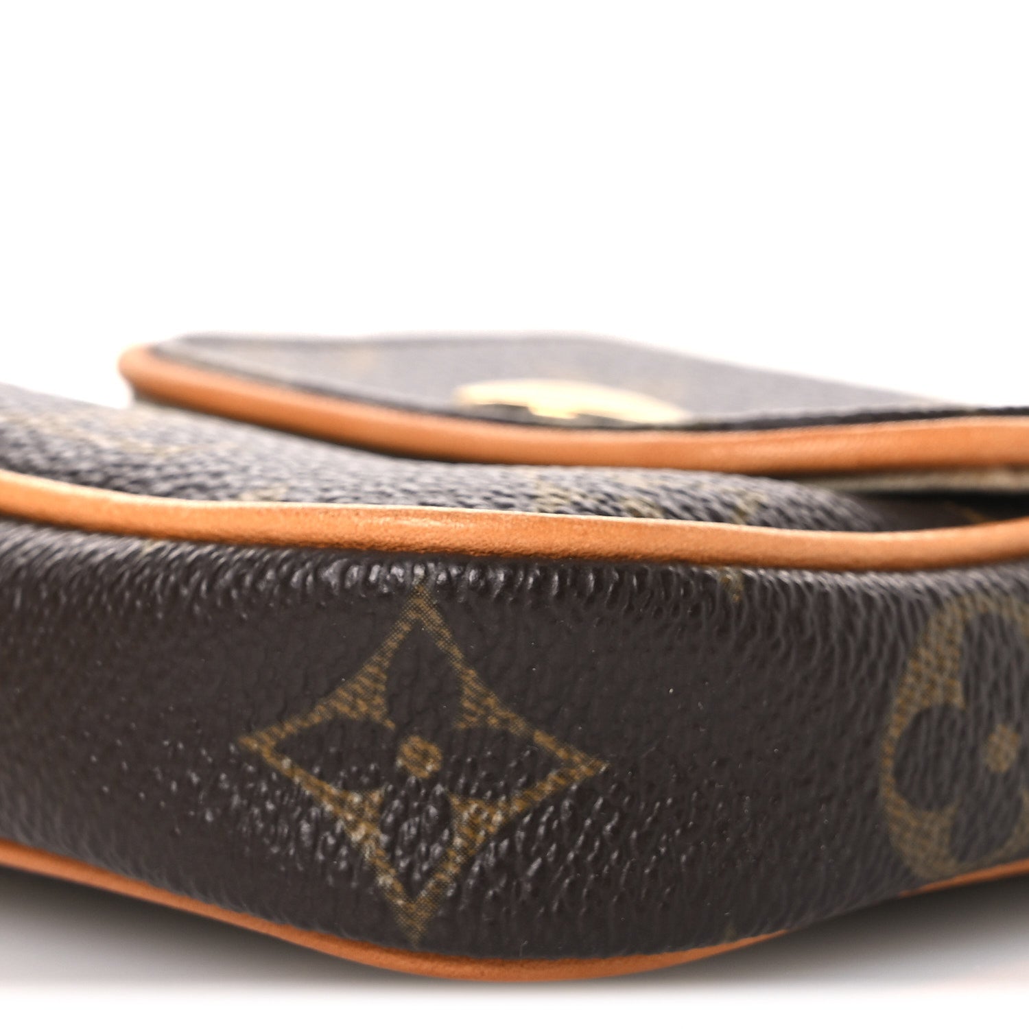 Louis Vuitton Monogram Pochette Cancun 9 of 10