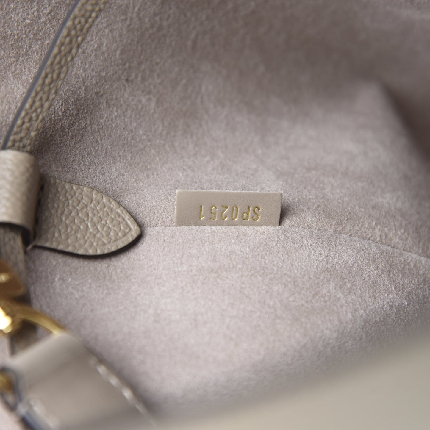 Empreinte Monogram Giant Neonoe MM Tourterelle Creme