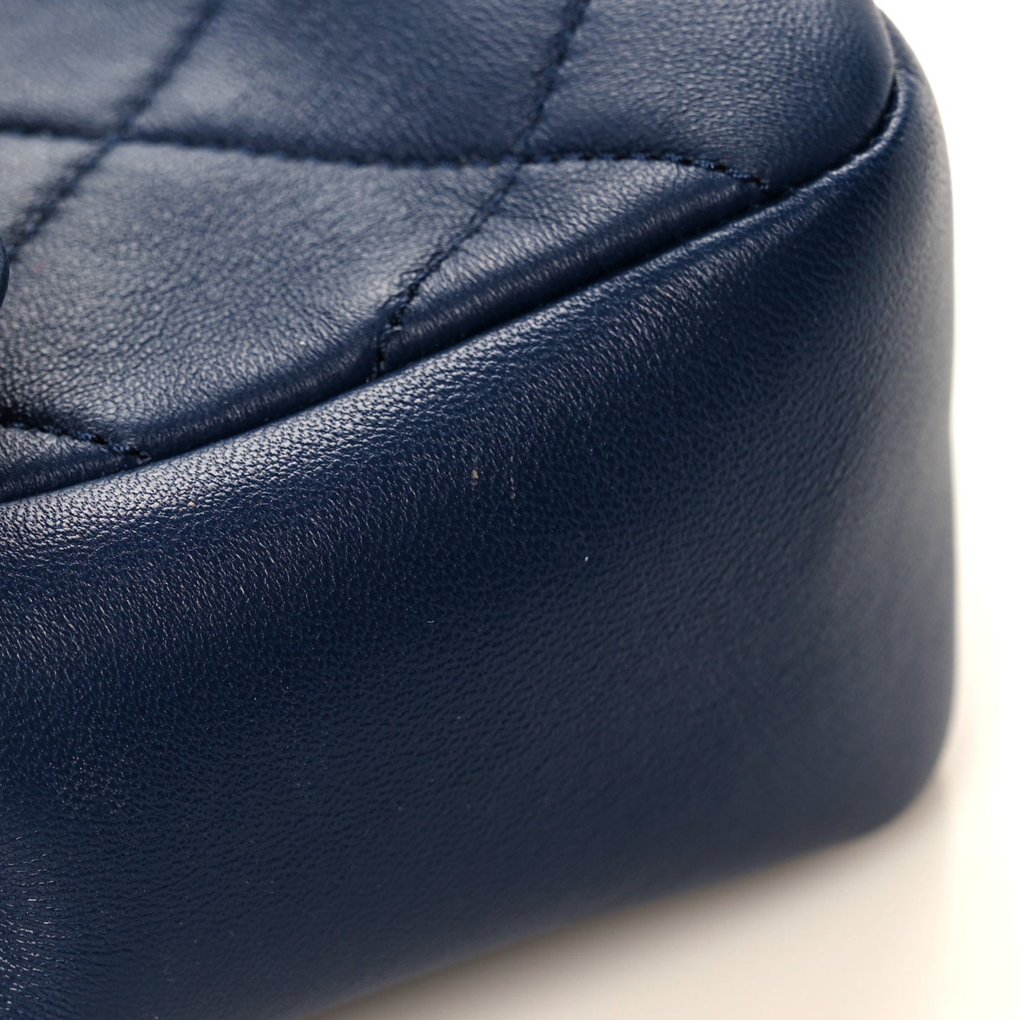 Lambskin Quilted Resin Bi-Color Chain Flap Bag Navy