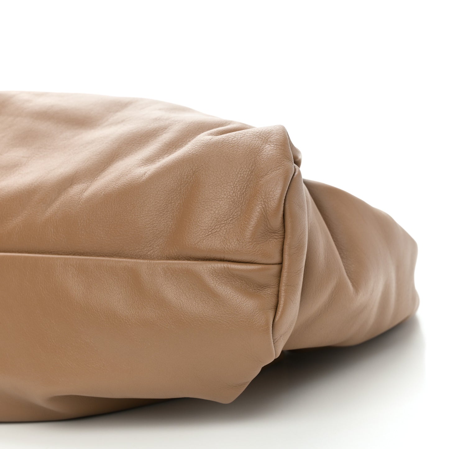Smooth Butter Calfskin Small The Shoulder Pouch Cammello