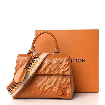 Louis Vuitton Epi Cluny Mini Gold Honey 10 of 10