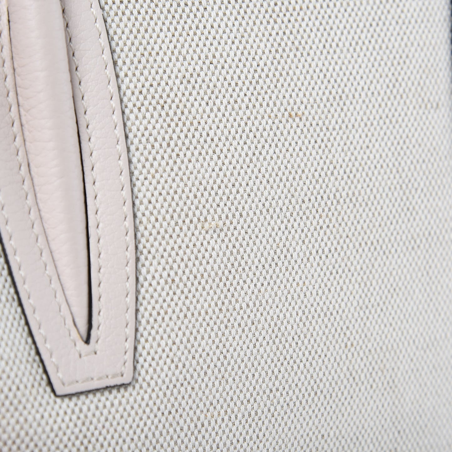 Canvas Spikes Loubinthesky Medium Paloma Ivory