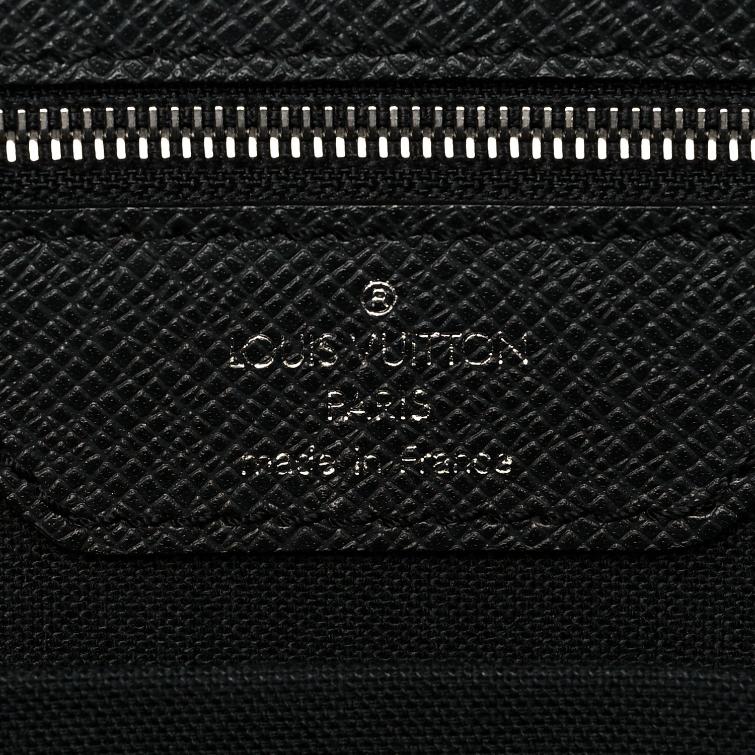 Louis Vuitton Taiga Alexei Messenger Ardoise 6 of 11