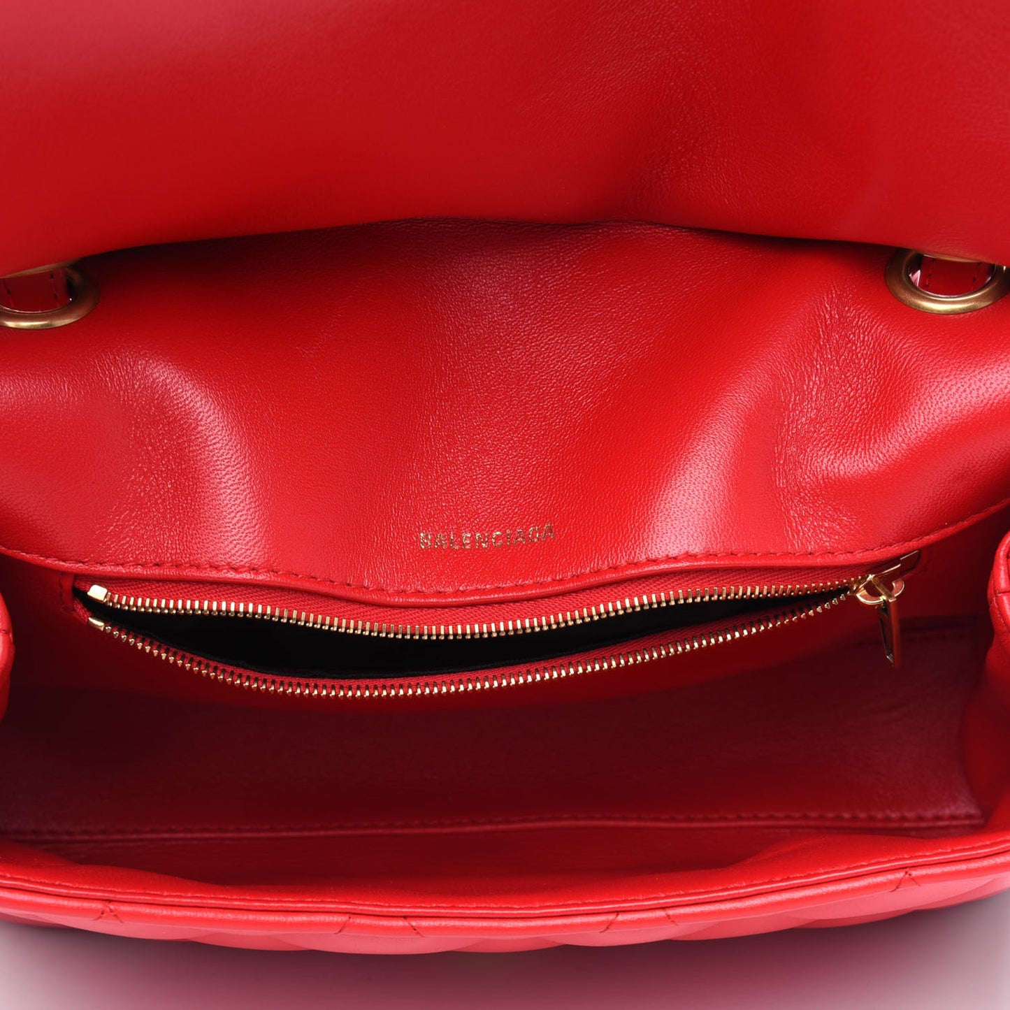 Nappa Calfskin Quilted Medium Touch B Shoulder Bag Bright Red