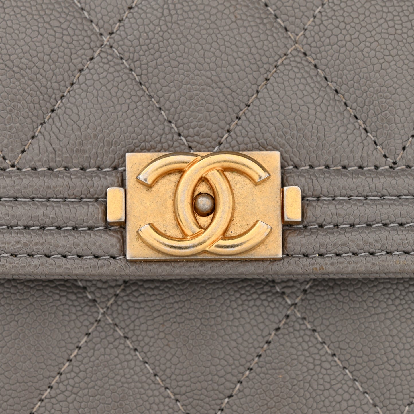 Caviar Quilted Medium Boy Flap Wallet Grey