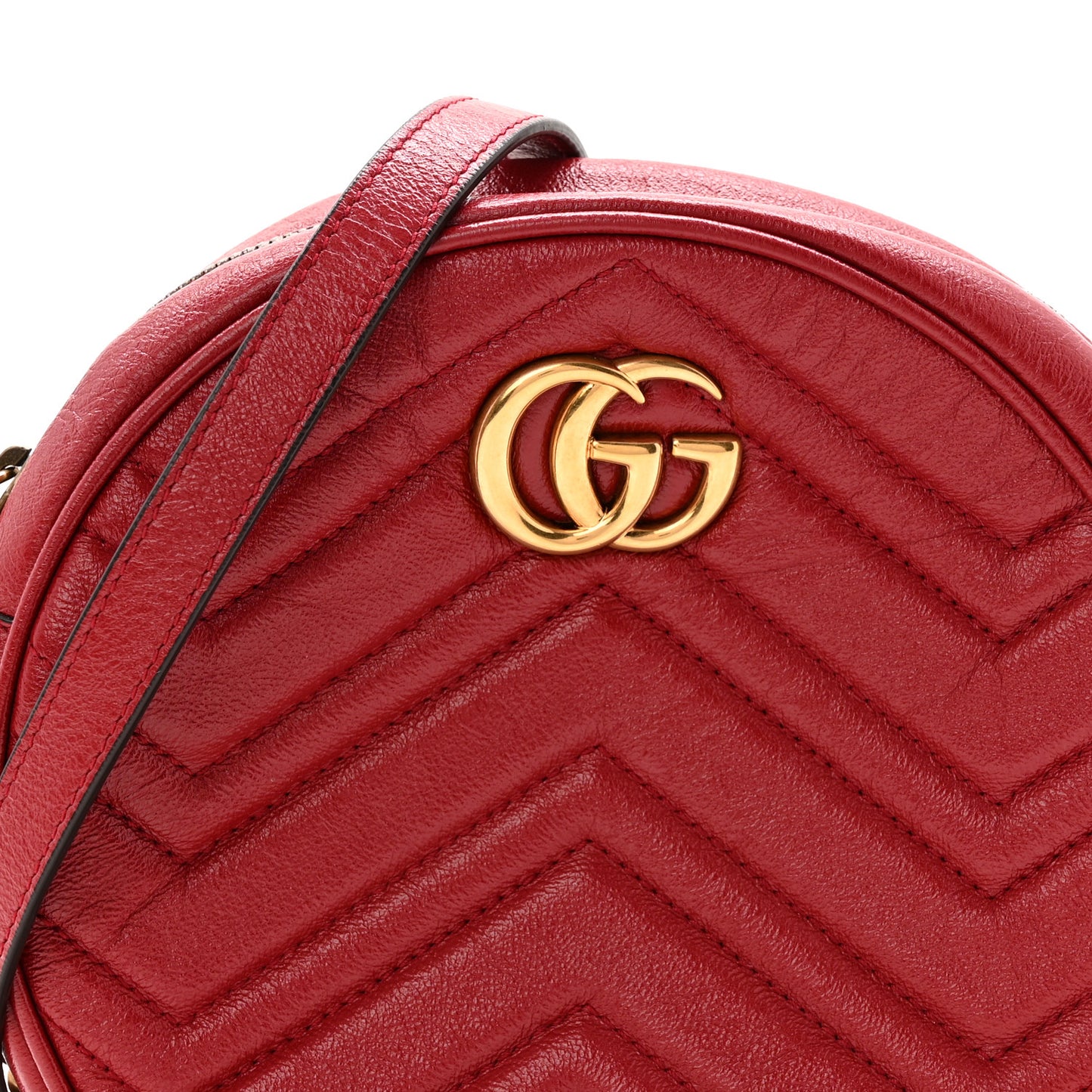 Glazed Calfskin Matelasse Heart Mini GG Marmont Round Shoulder Bag Romantic Cerise