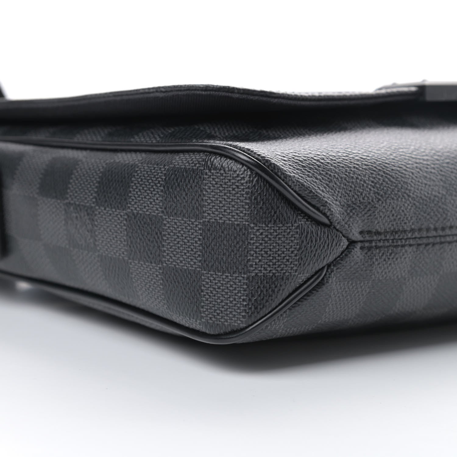 Louis Vuitton Damier Graphite District PM 9 of 11