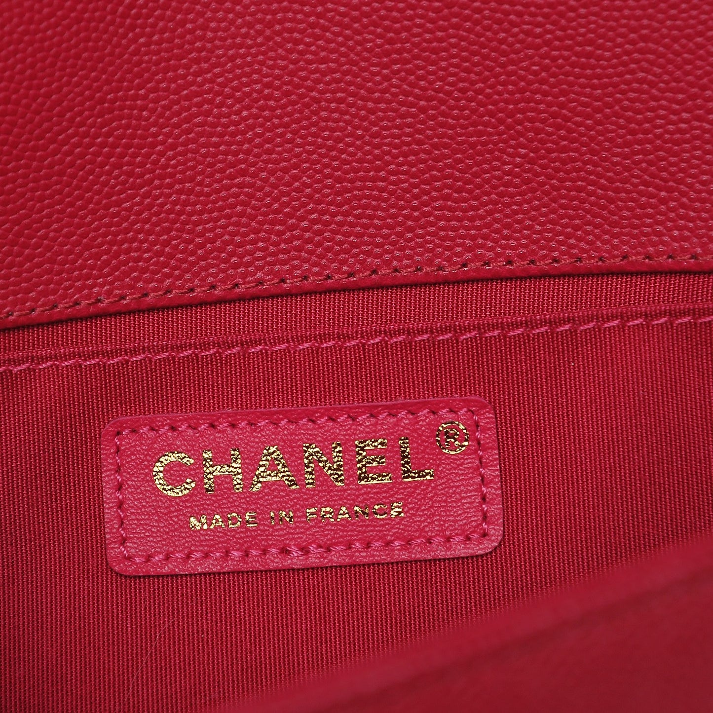 Caviar Quilted Medium Boy Flap Fuchsia