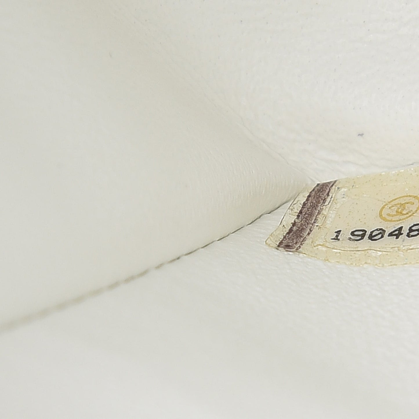 Caviar Quilted Jumbo Double Flap White