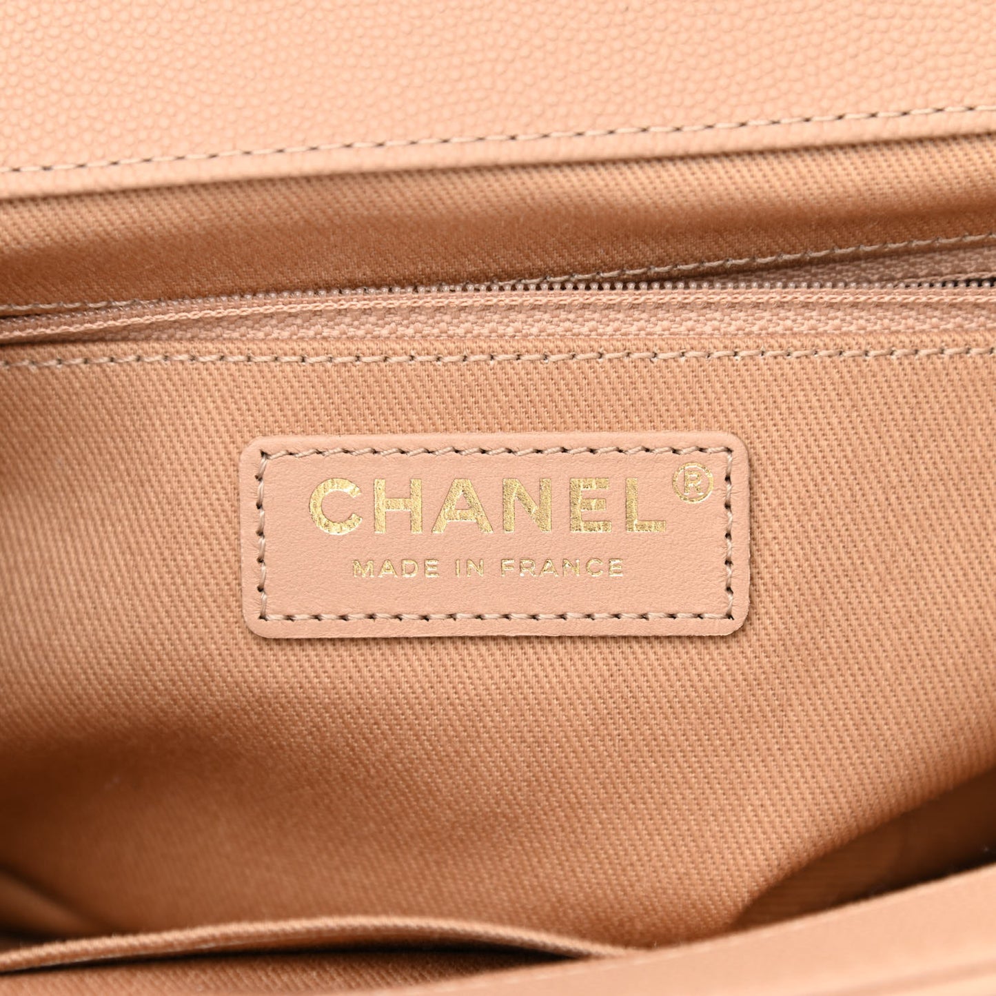 Caviar Quilted Medium Business Affinity Flap Beige