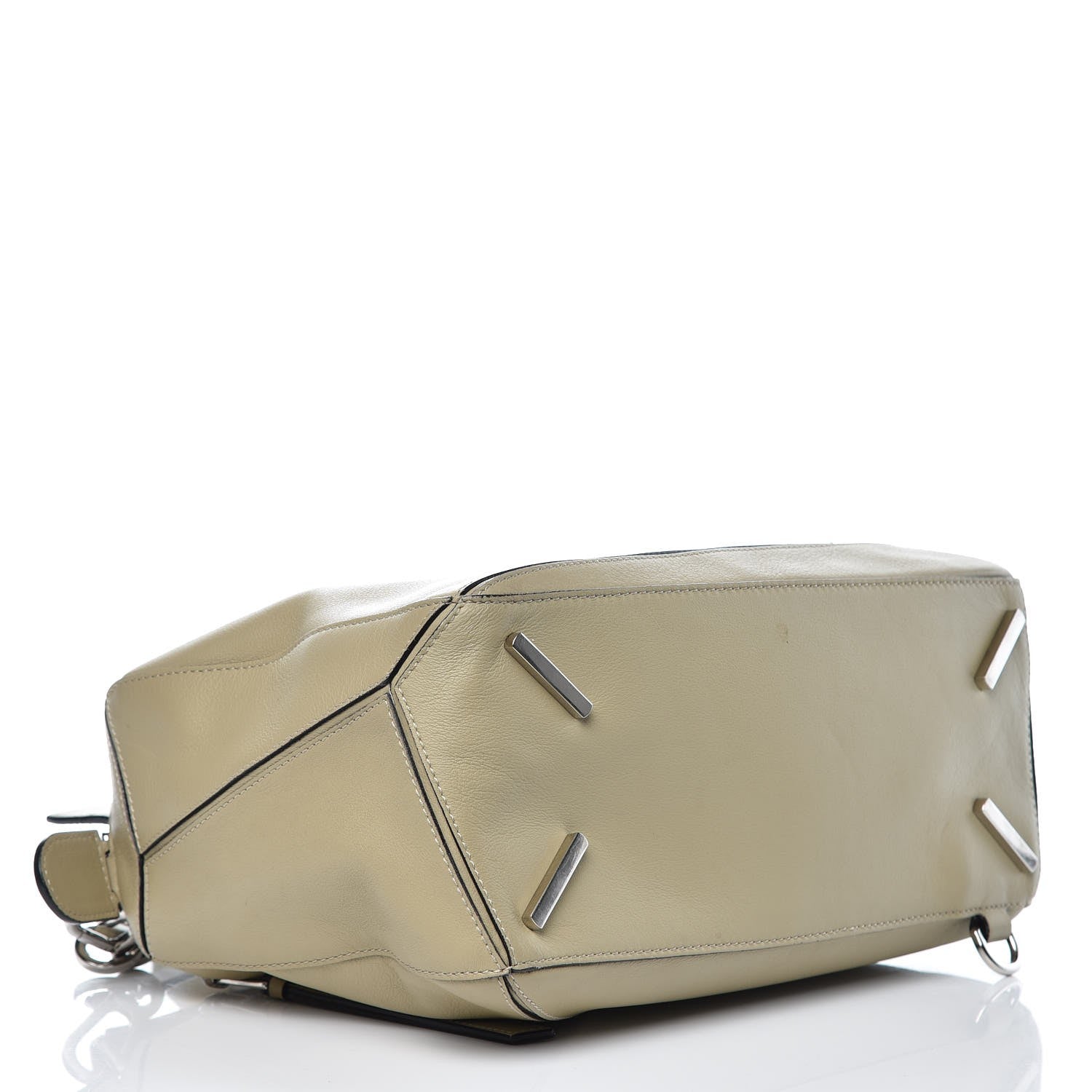 Loewe Calfskin Puzzle Bag Beige 4 of 15