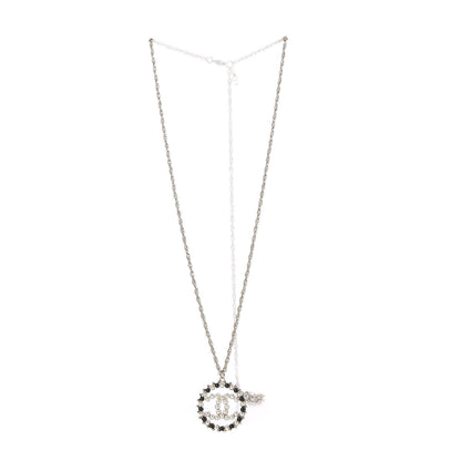 Chanel Pearl Bead CC Medallion Necklace Gold Pearly White Black 3 of 6