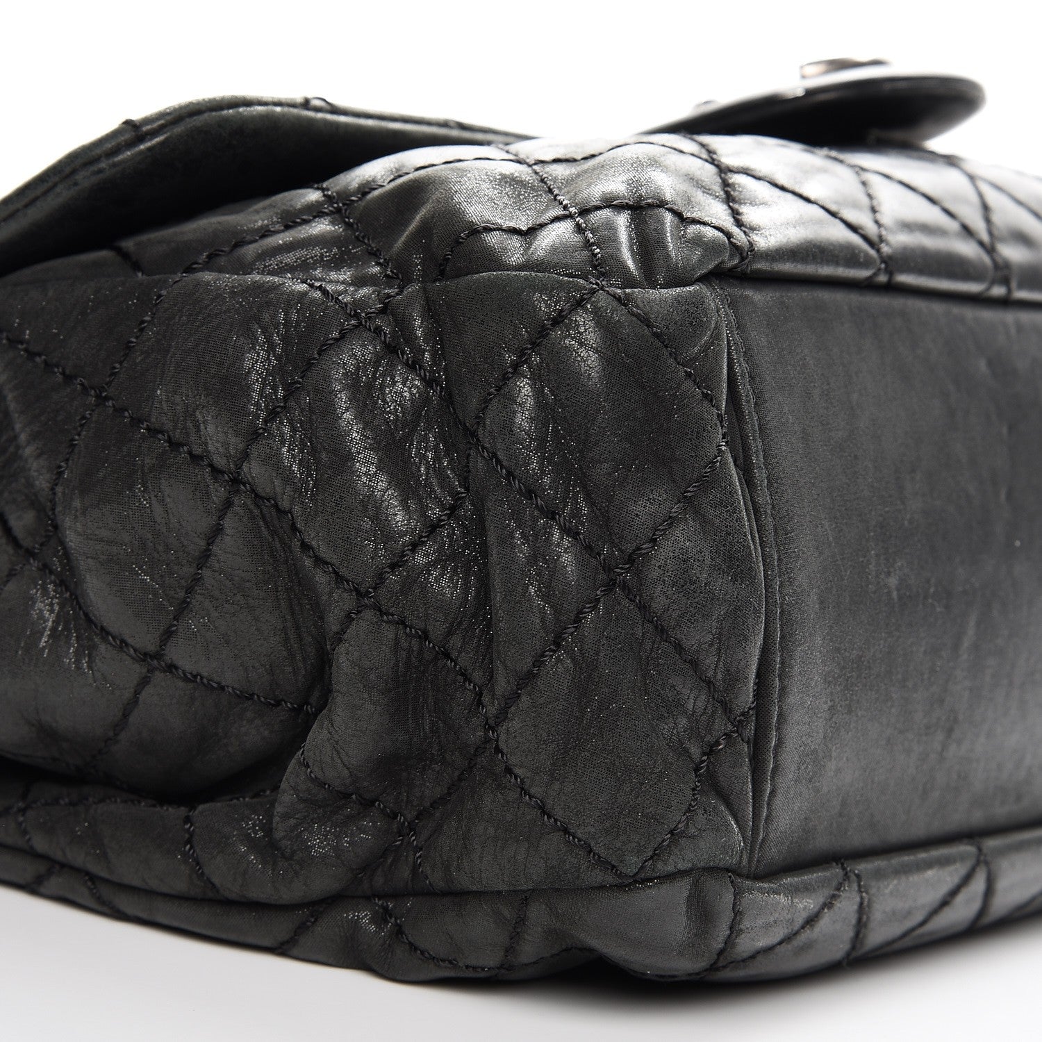Chanel Iridescent Calfskin Large Coco Daily Flap Black 19 of 21